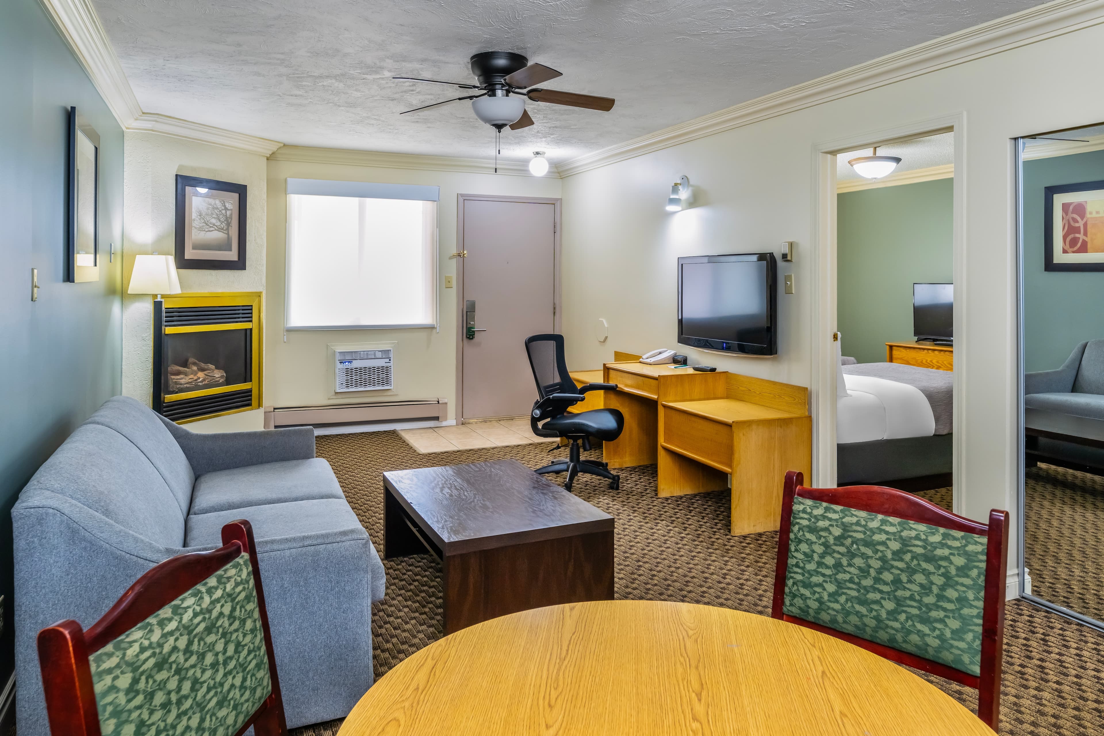 Quality Inn & Suites — 8