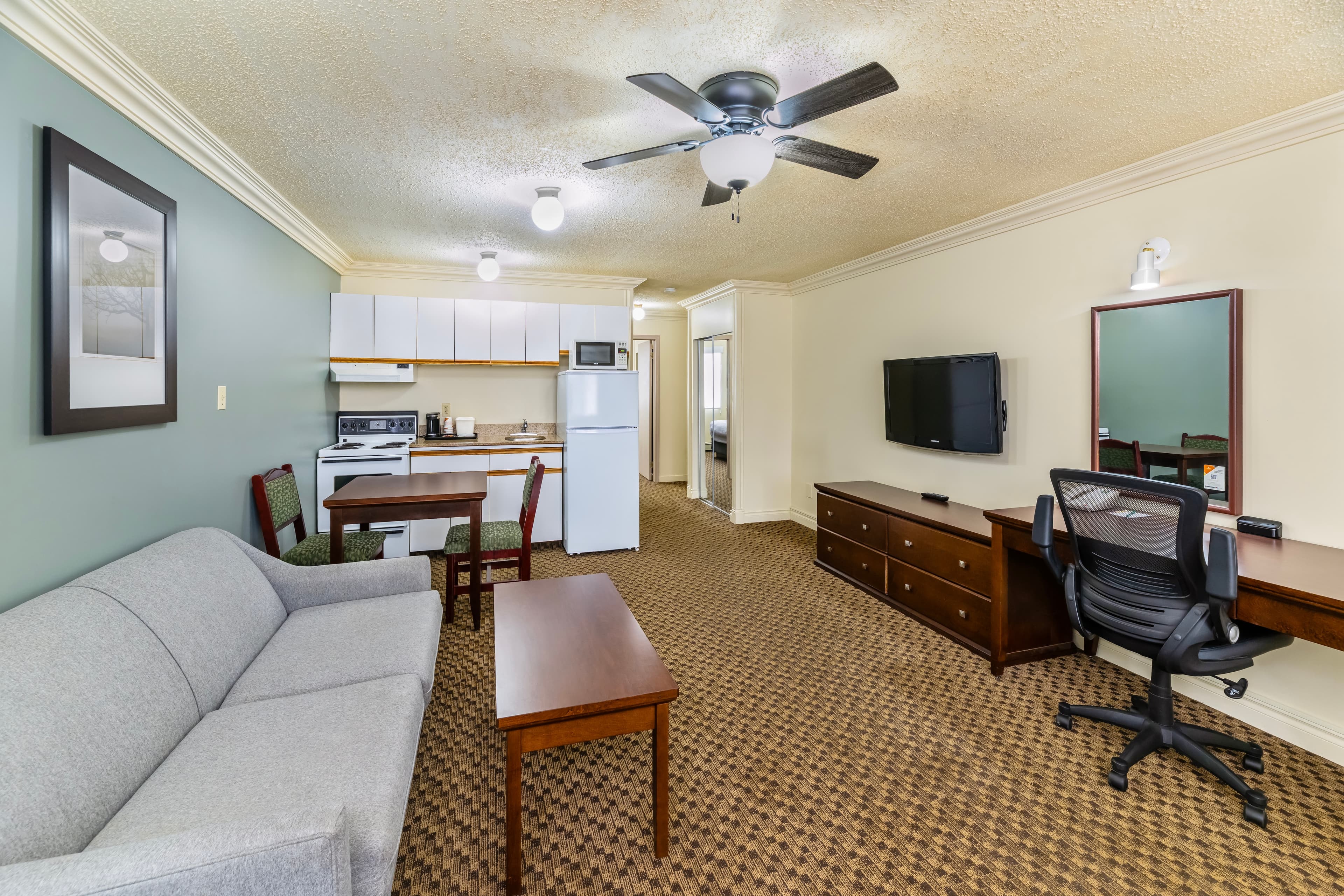 Quality Inn & Suites — 14