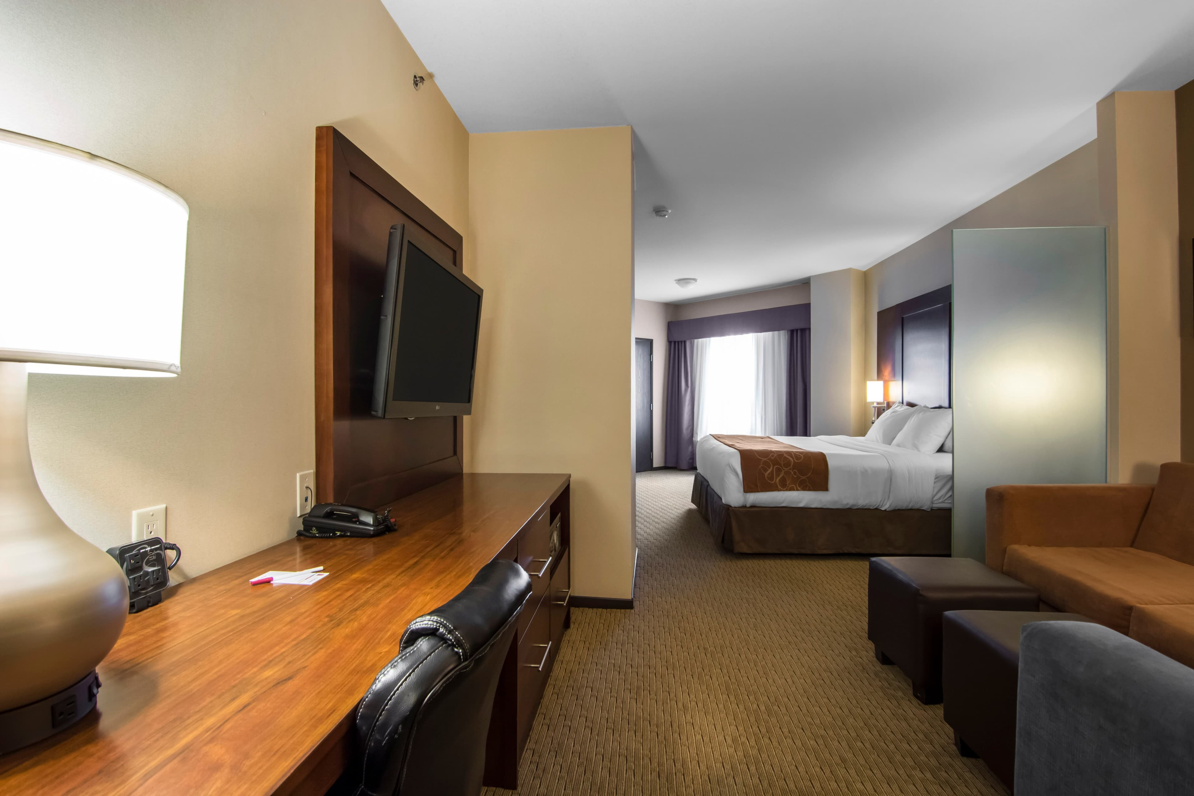 Comfort Suites - Image 3