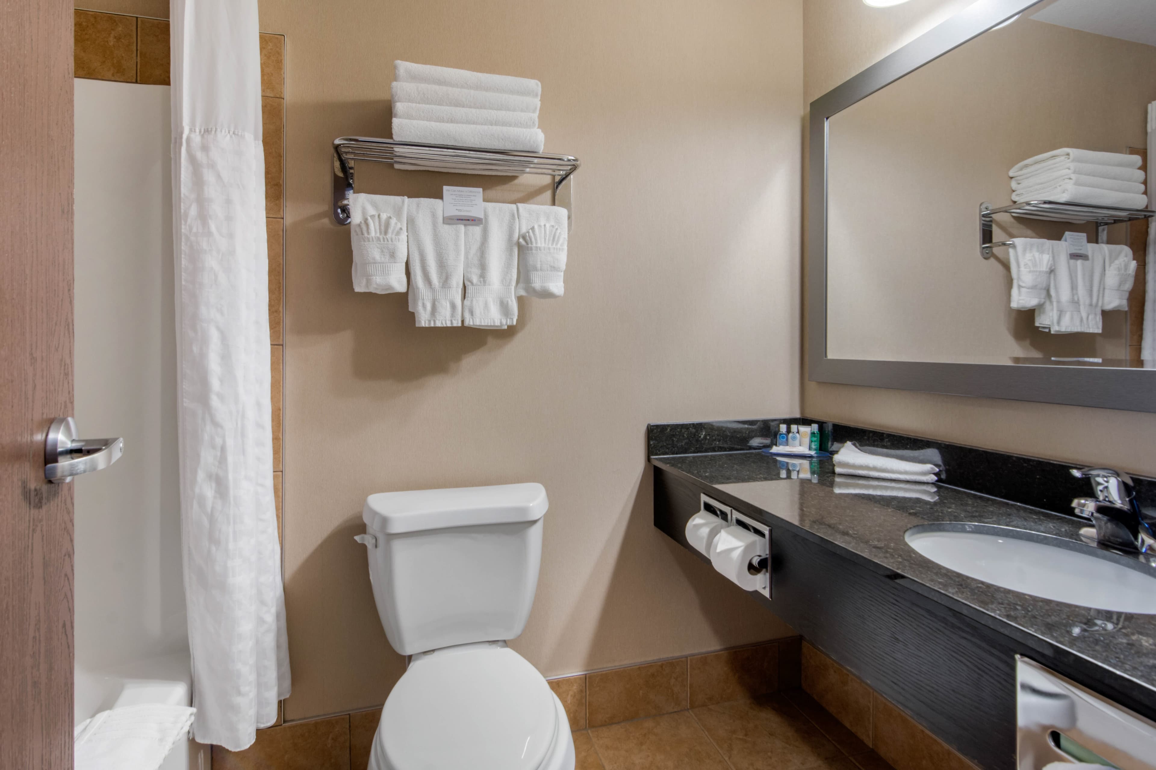 Comfort Inn & Suites — 11