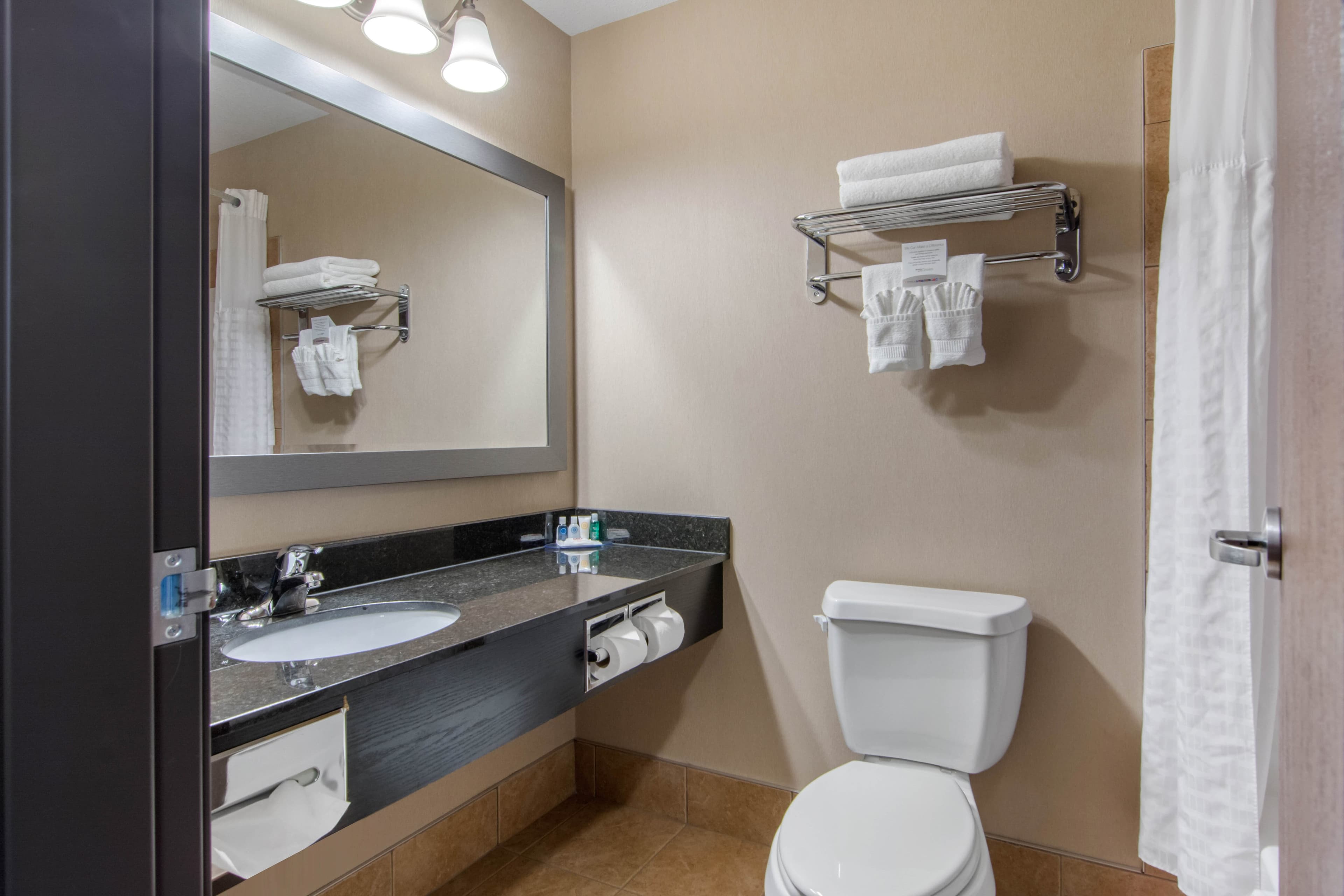 Comfort Inn & Suites — 16