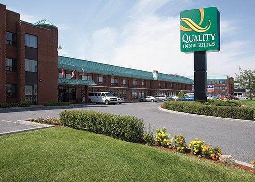 Quality Inn & Suites P.E. Trudeau Airport - Image 1