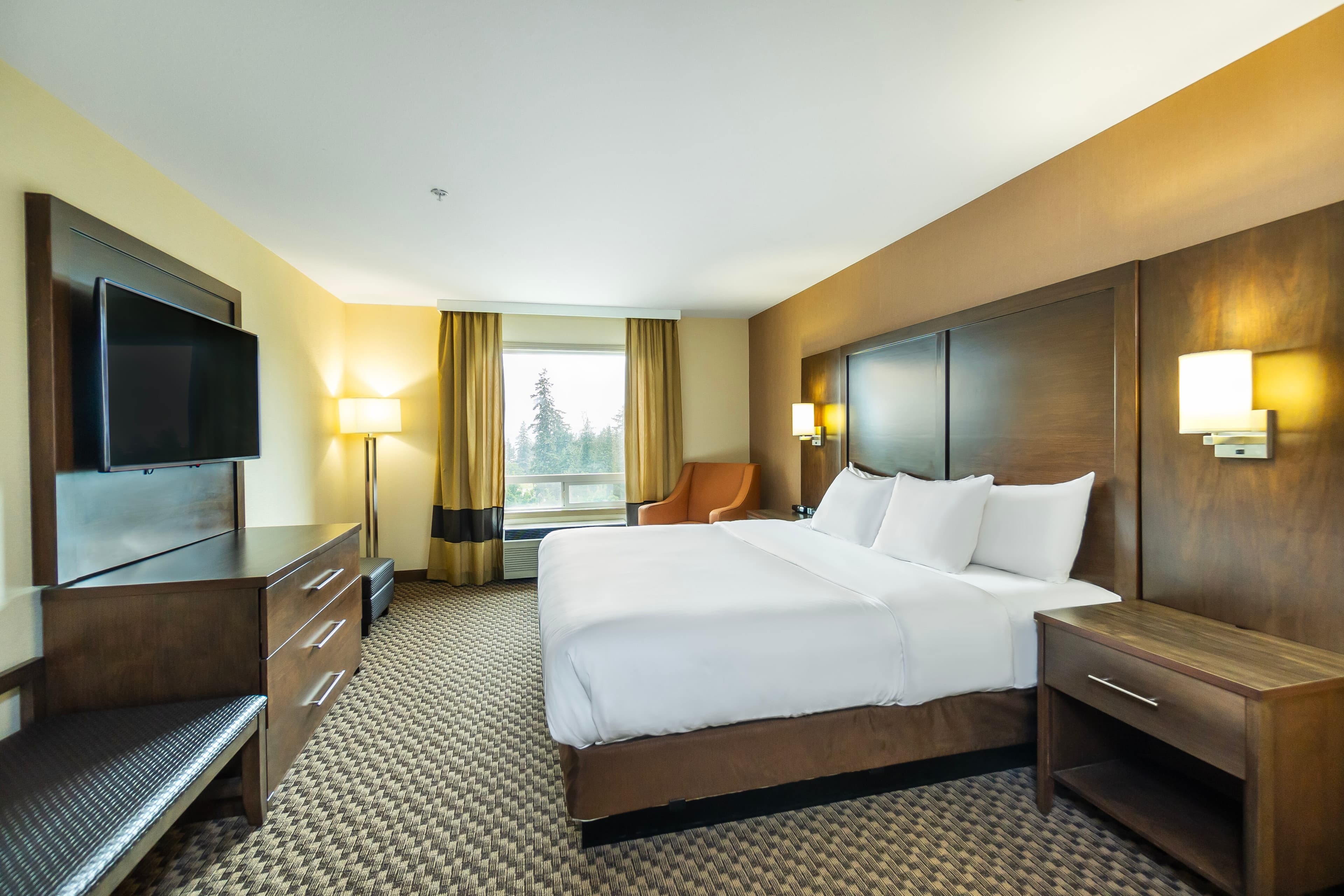 Comfort Inn & Suites — 12