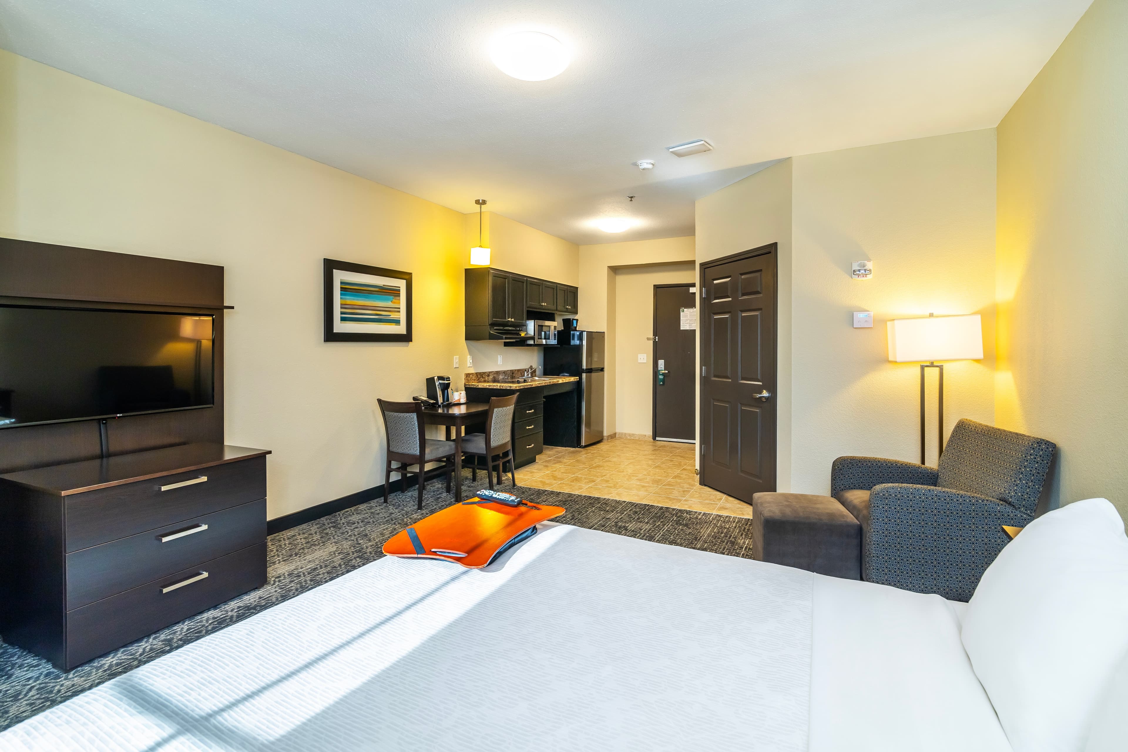 Quality Inn & Suites - Image 3