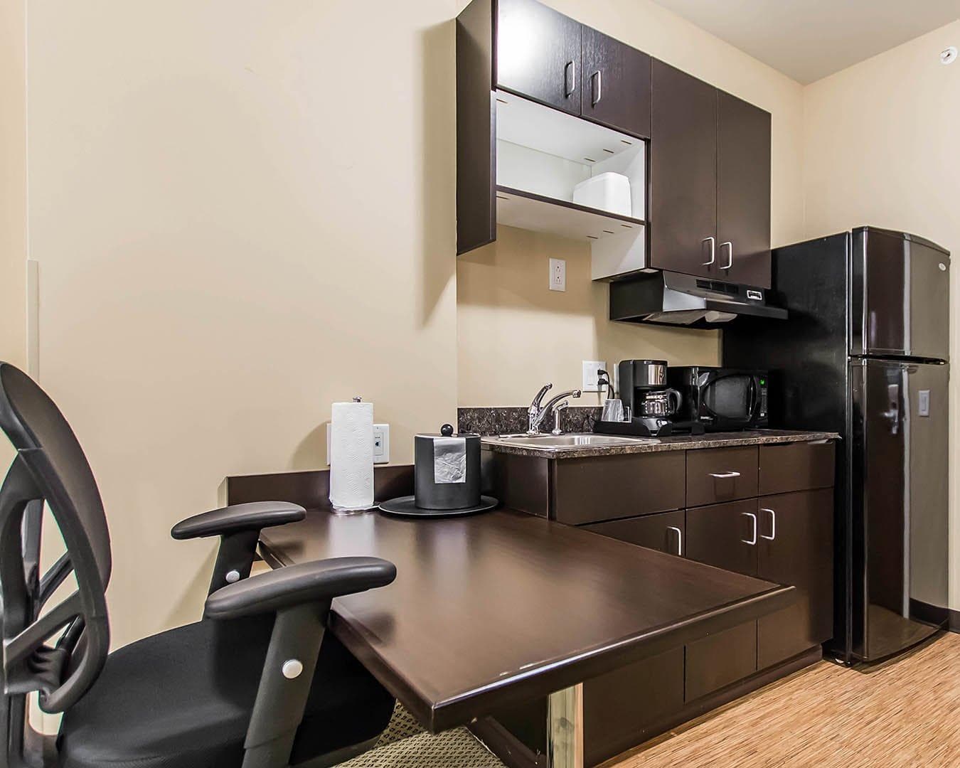 Quality Inn — 6