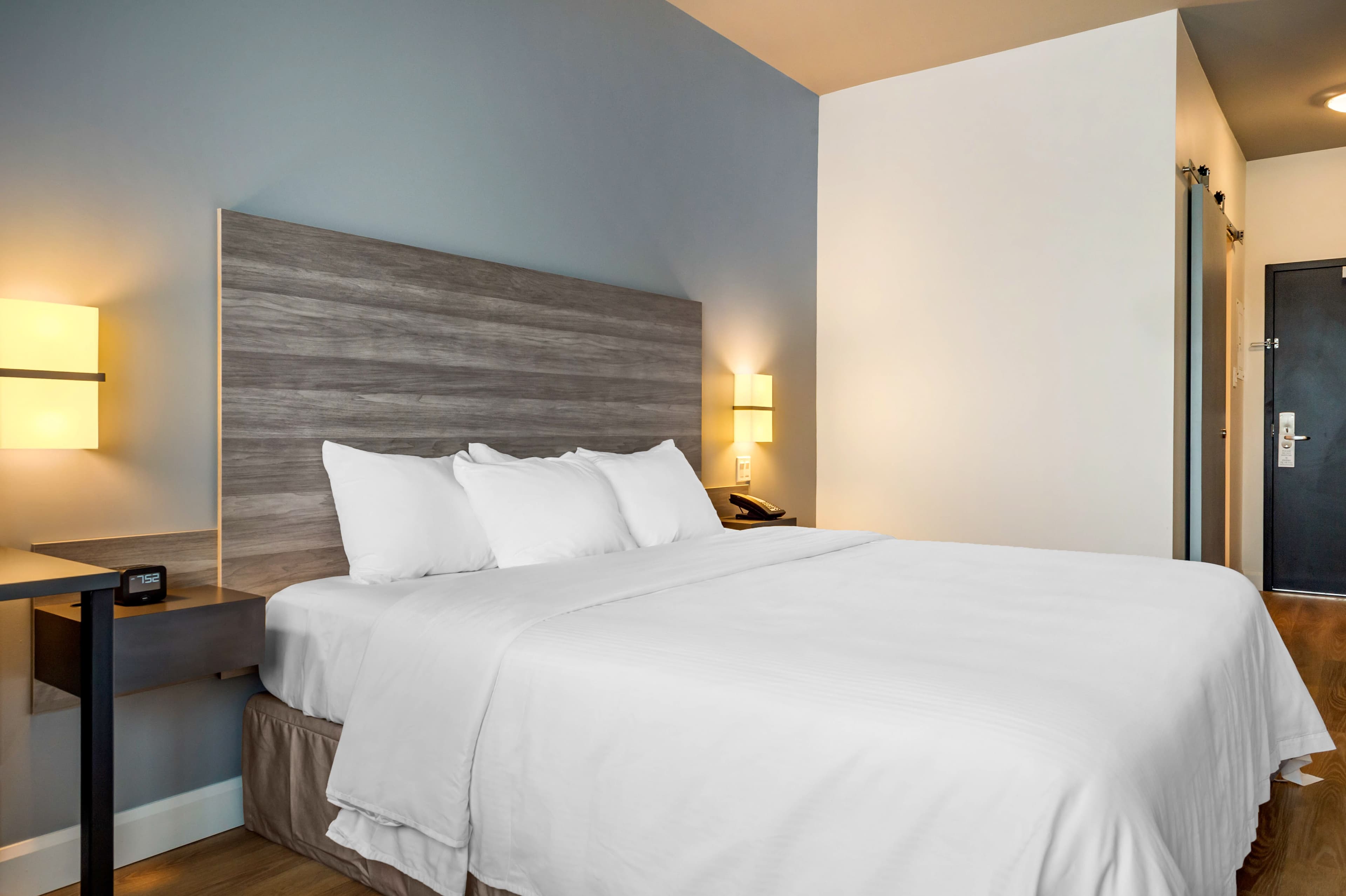 Rodeway Inn - Image 1