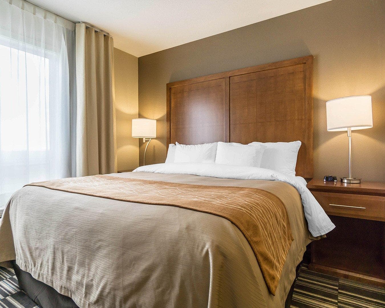 Comfort Inn & Suites Edmonton International Airport — 15