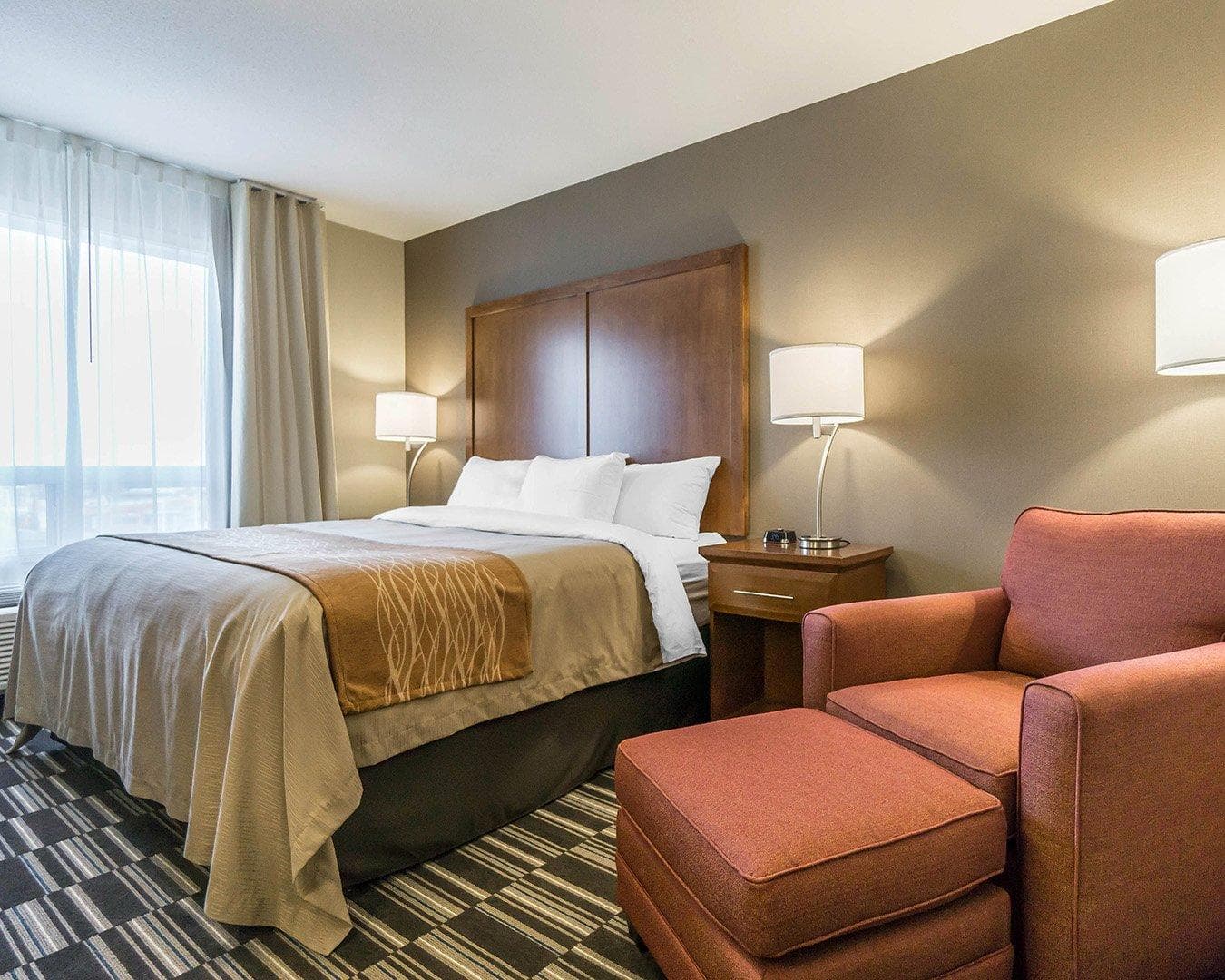 Comfort Inn & Suites Edmonton International Airport — 6
