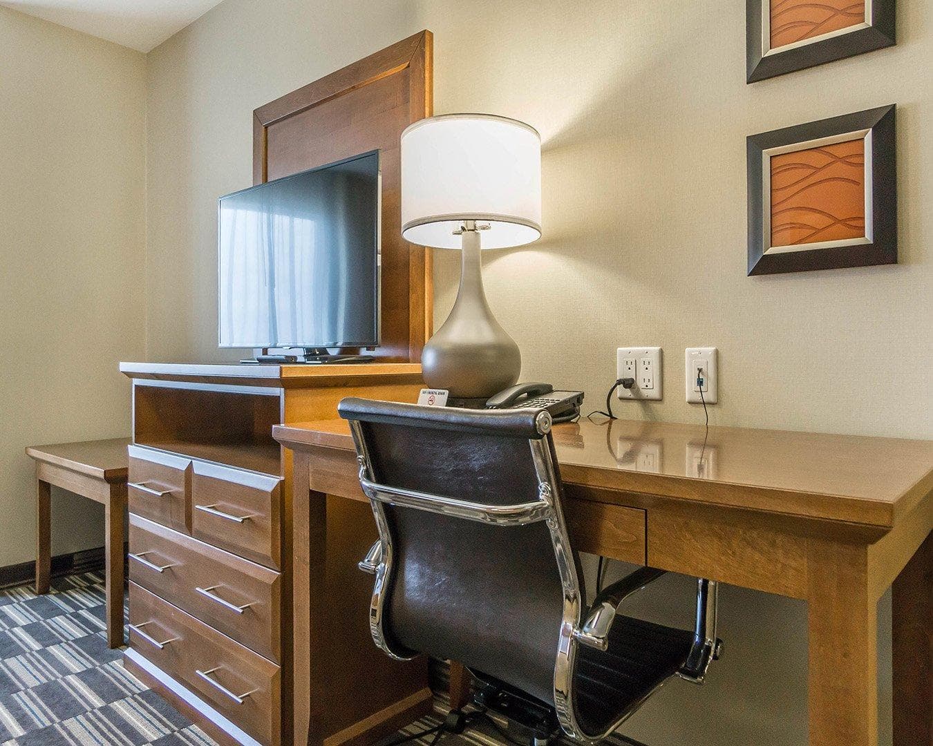 Comfort Inn & Suites Edmonton International Airport - Image 4