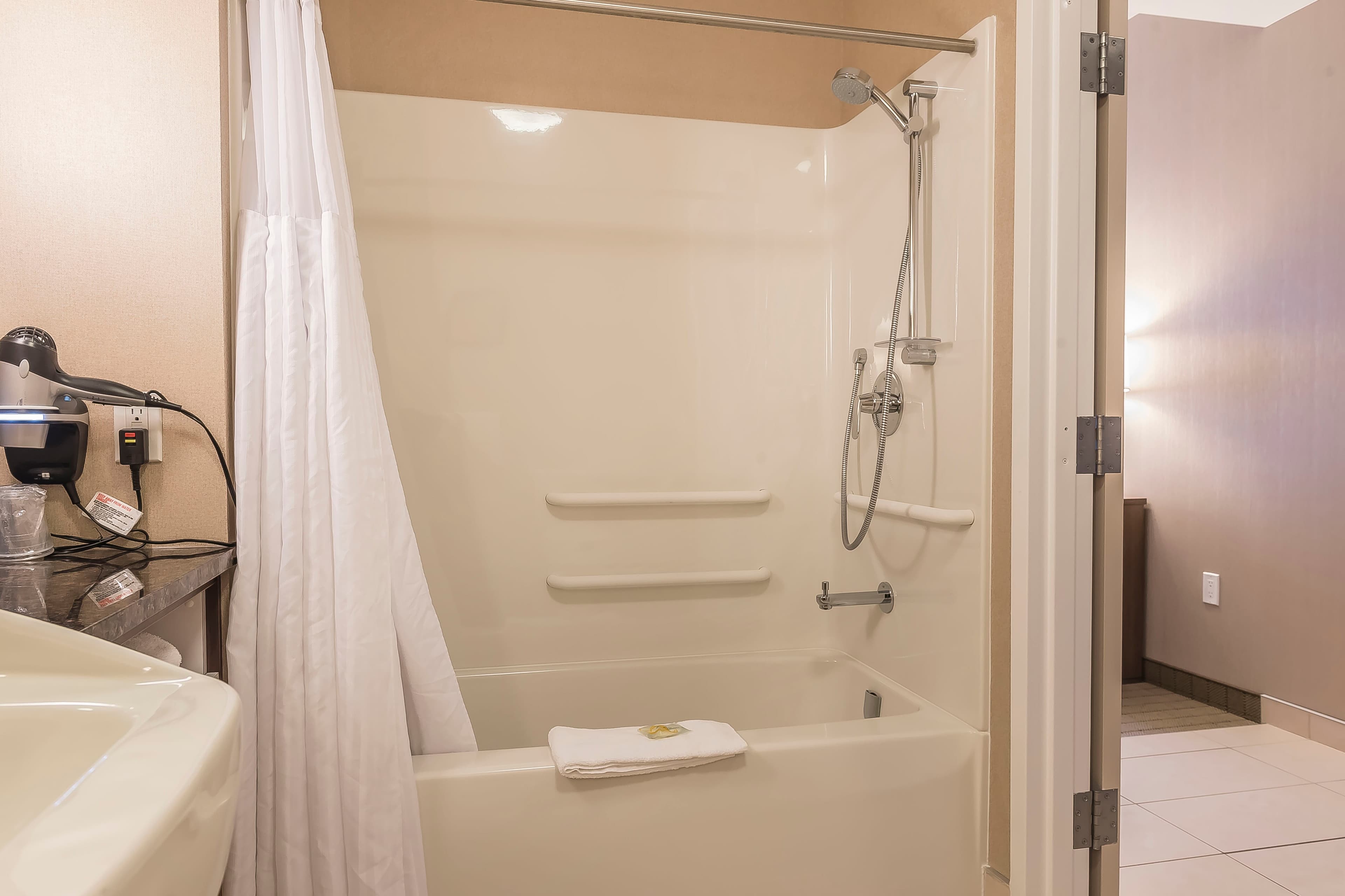 Quality Inn — 6
