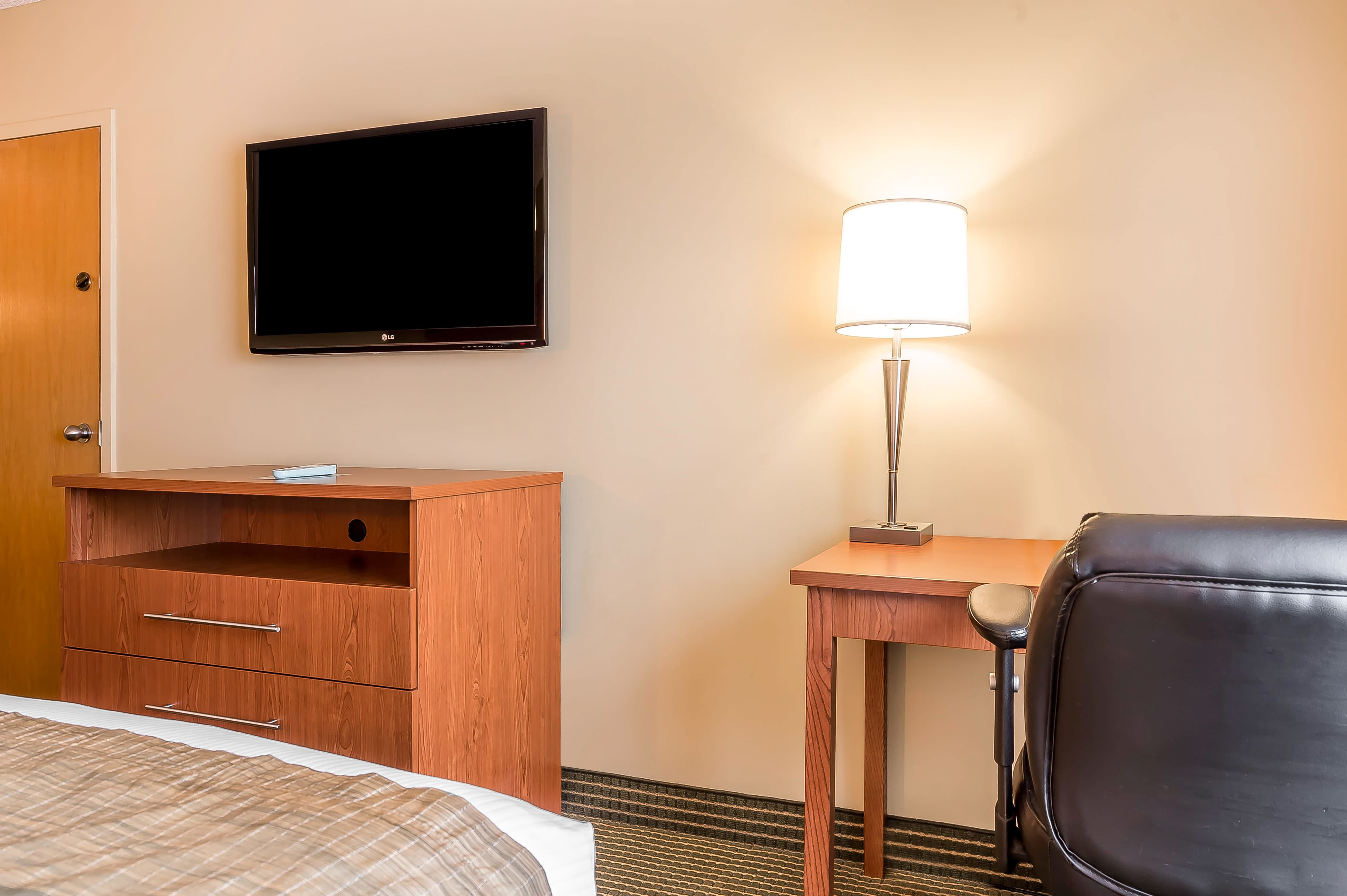 Quality Inn & Suites — 7