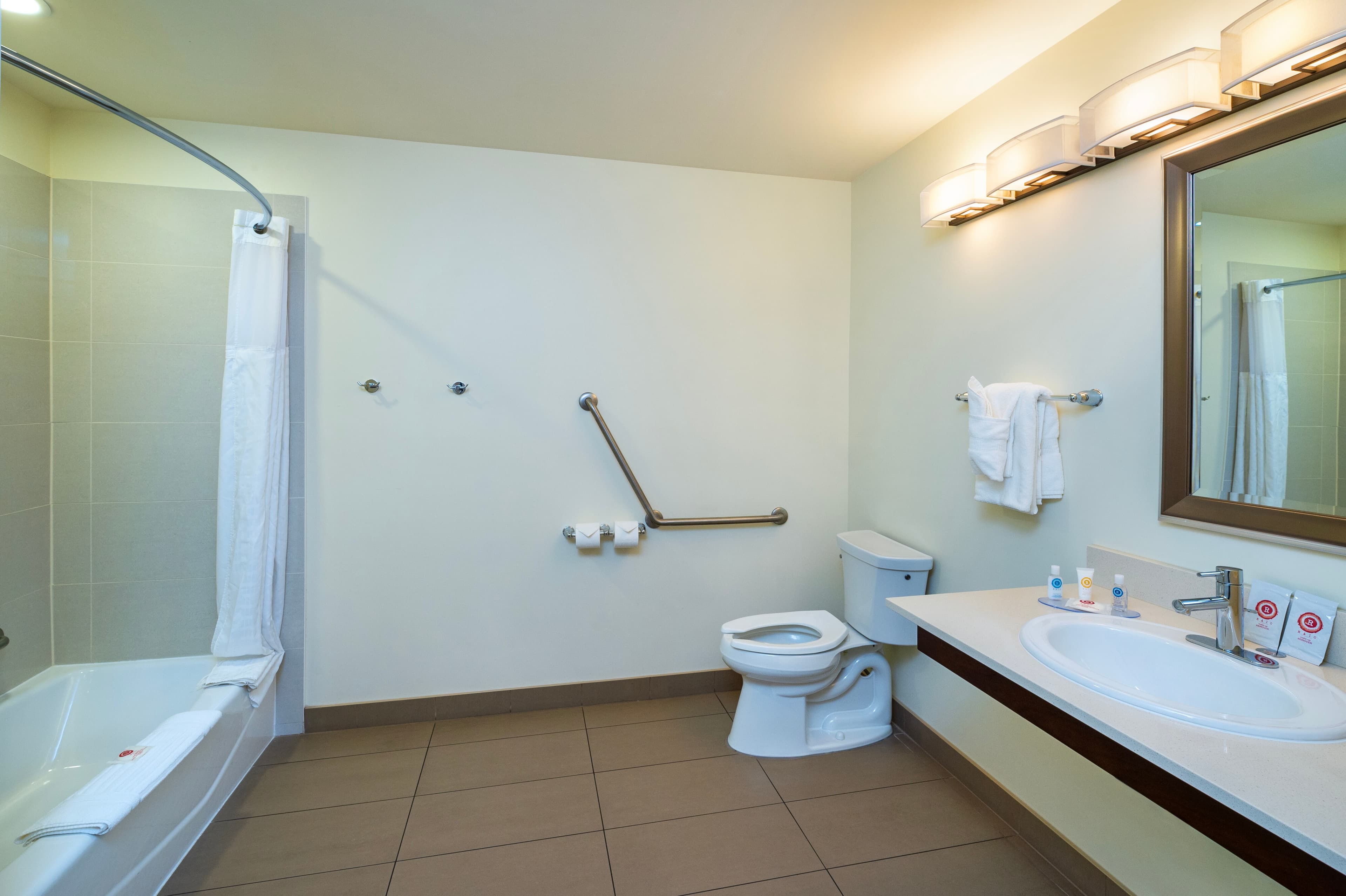 Comfort Inn & Suites — 6
