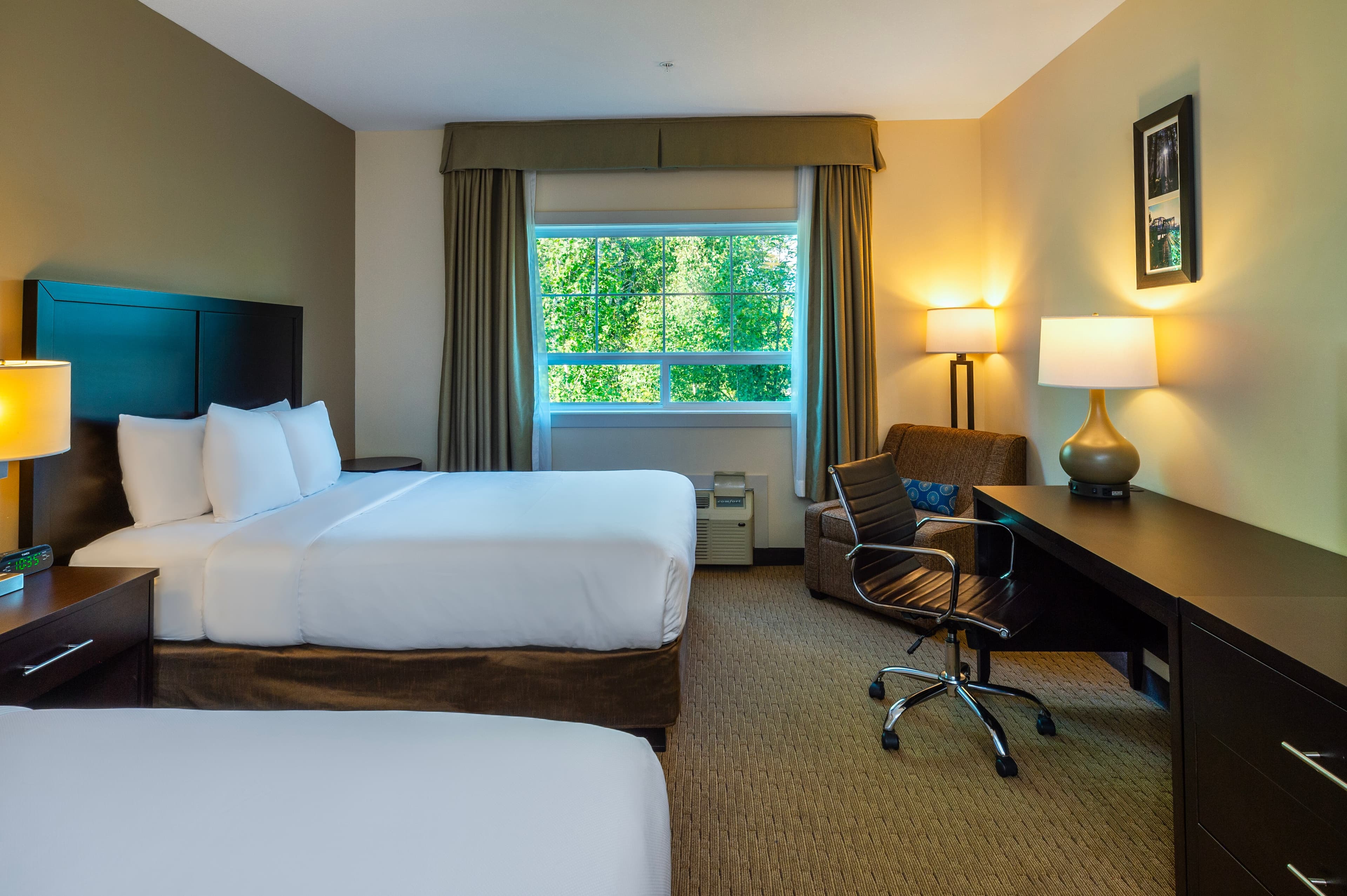 Comfort Inn & Suites — 15