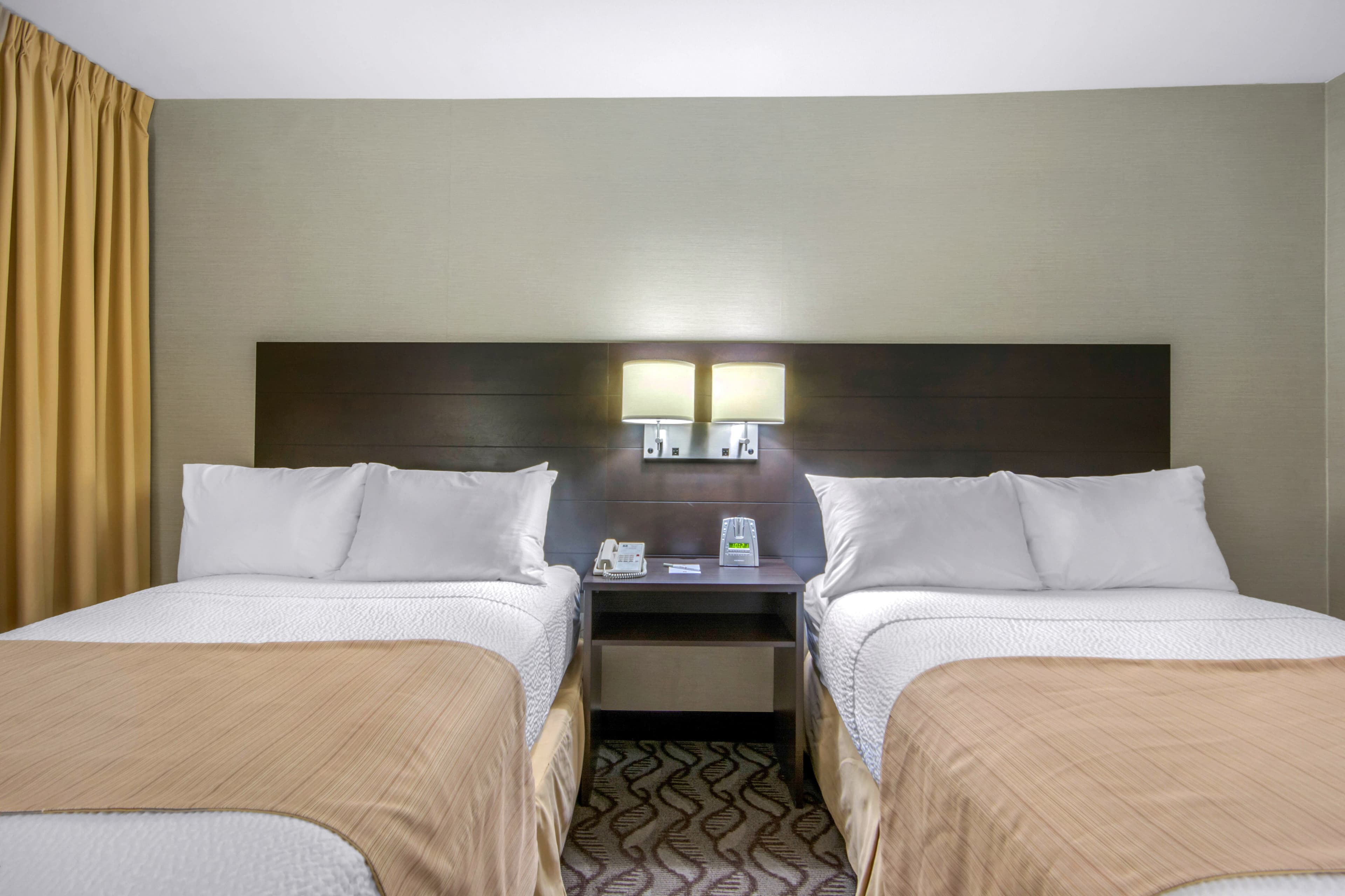 Clarion Hotel — 16