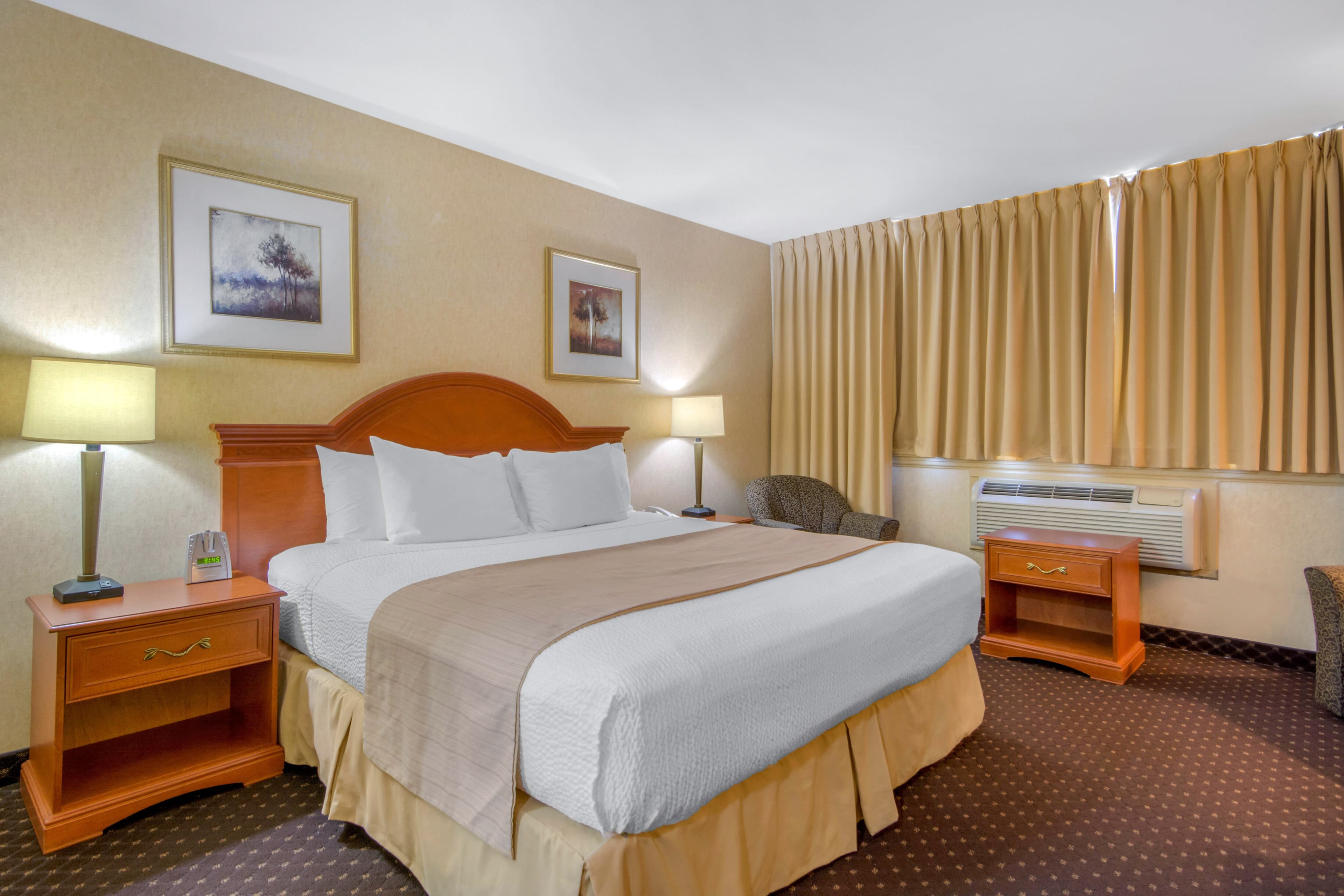 Clarion Hotel — 23