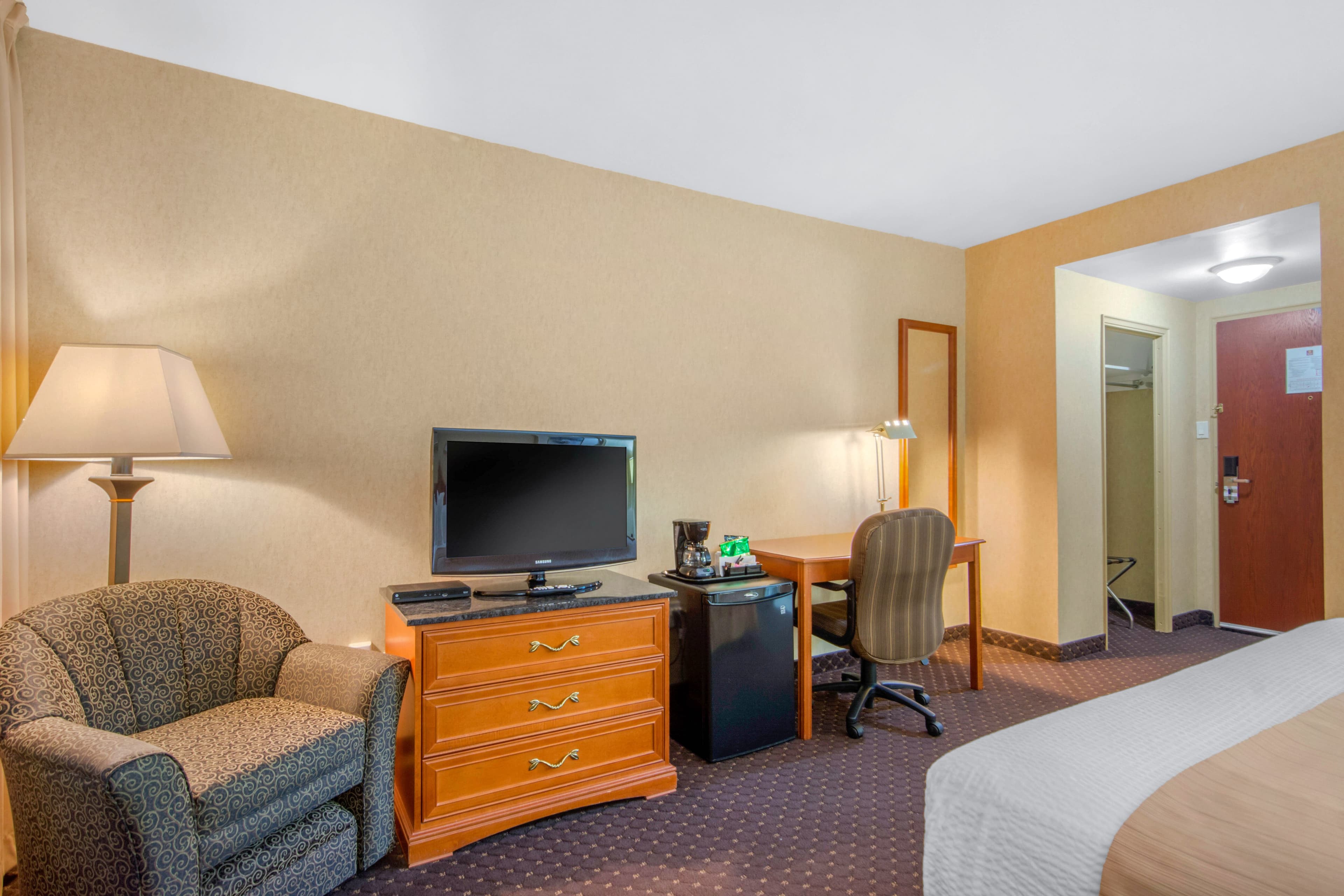 Clarion Hotel — 25