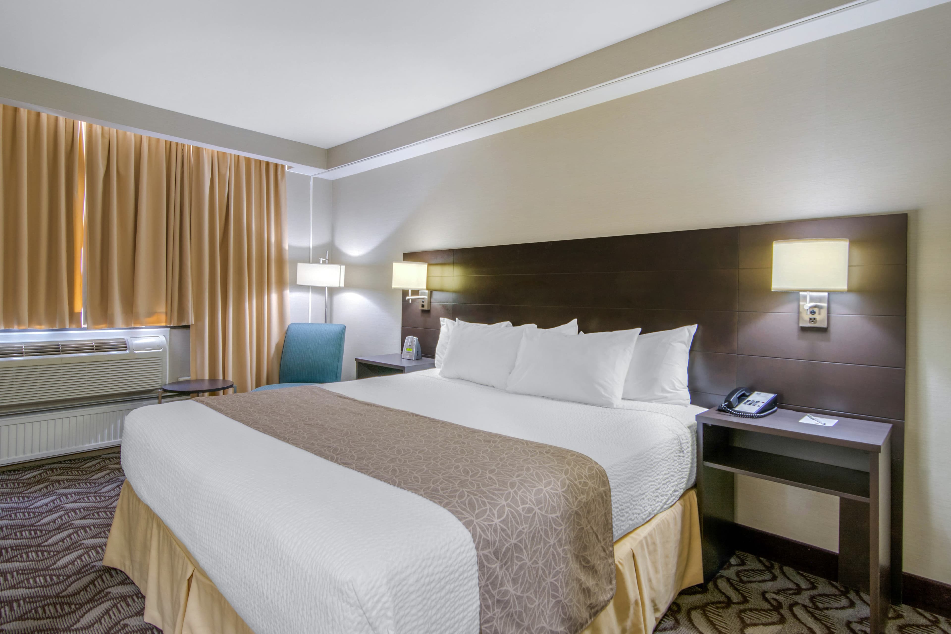 Clarion Hotel — 28