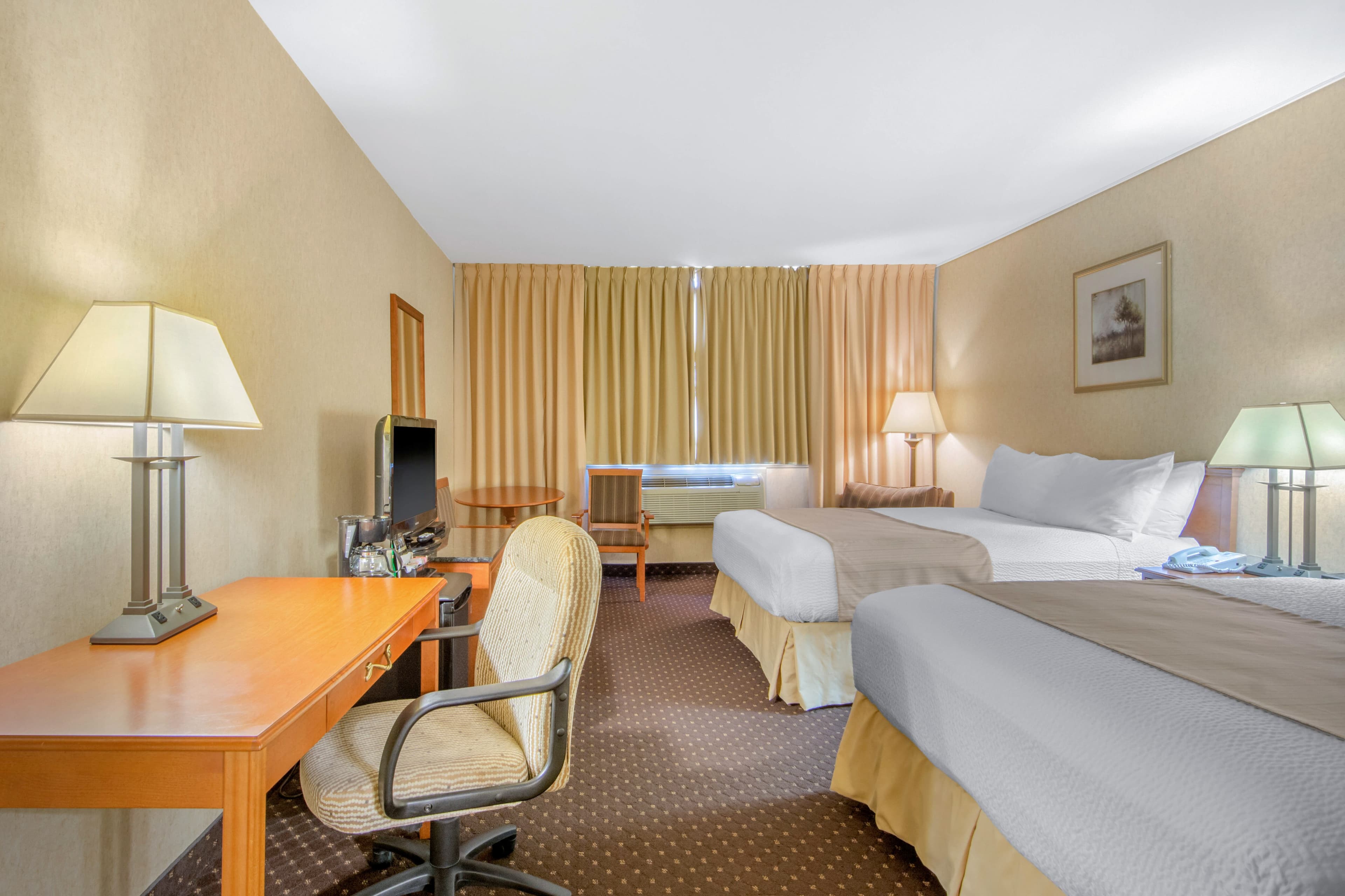 Clarion Hotel — 39