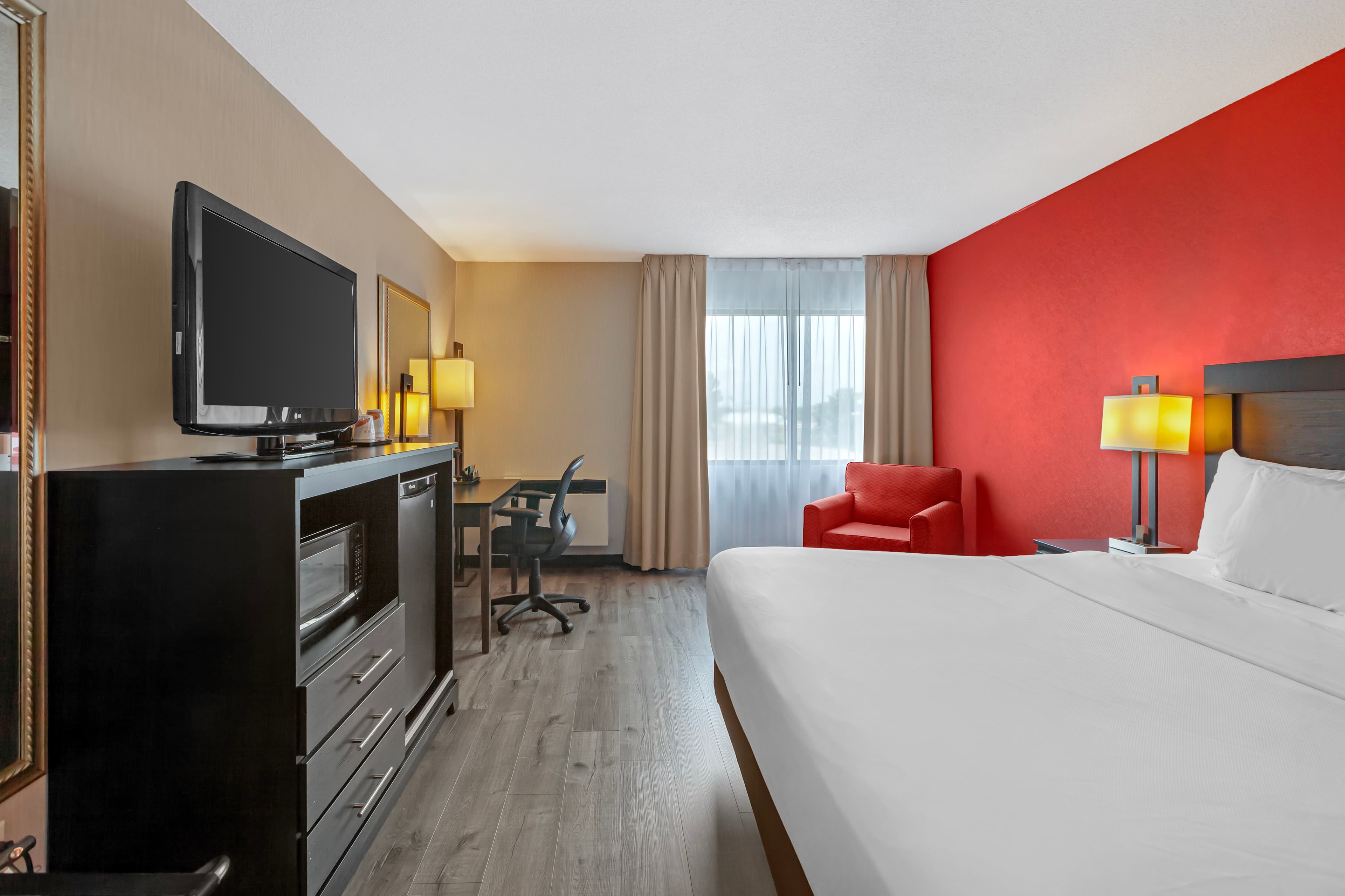 Quality Inn & Suites — 6