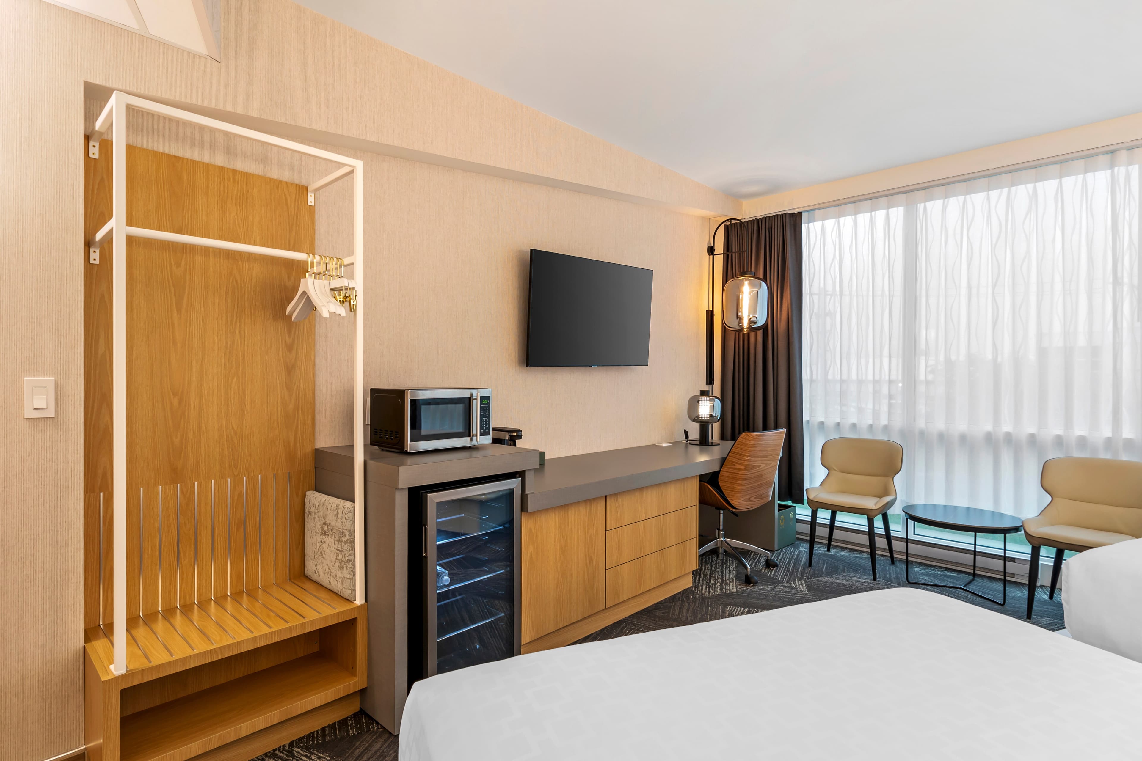 Clarion Lakeside Inn & Conference Centre — 12