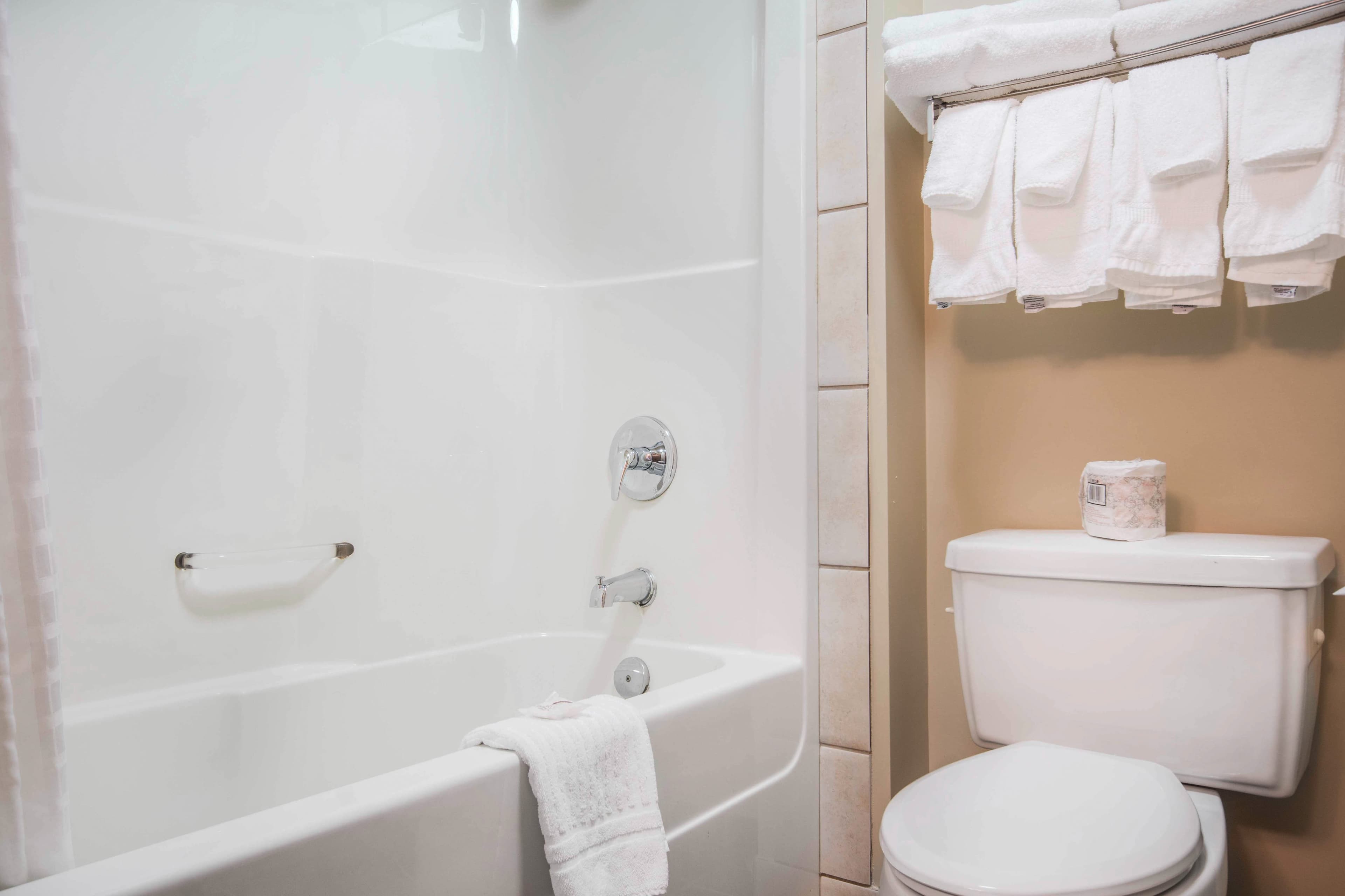 Comfort Inn & Suites — 11