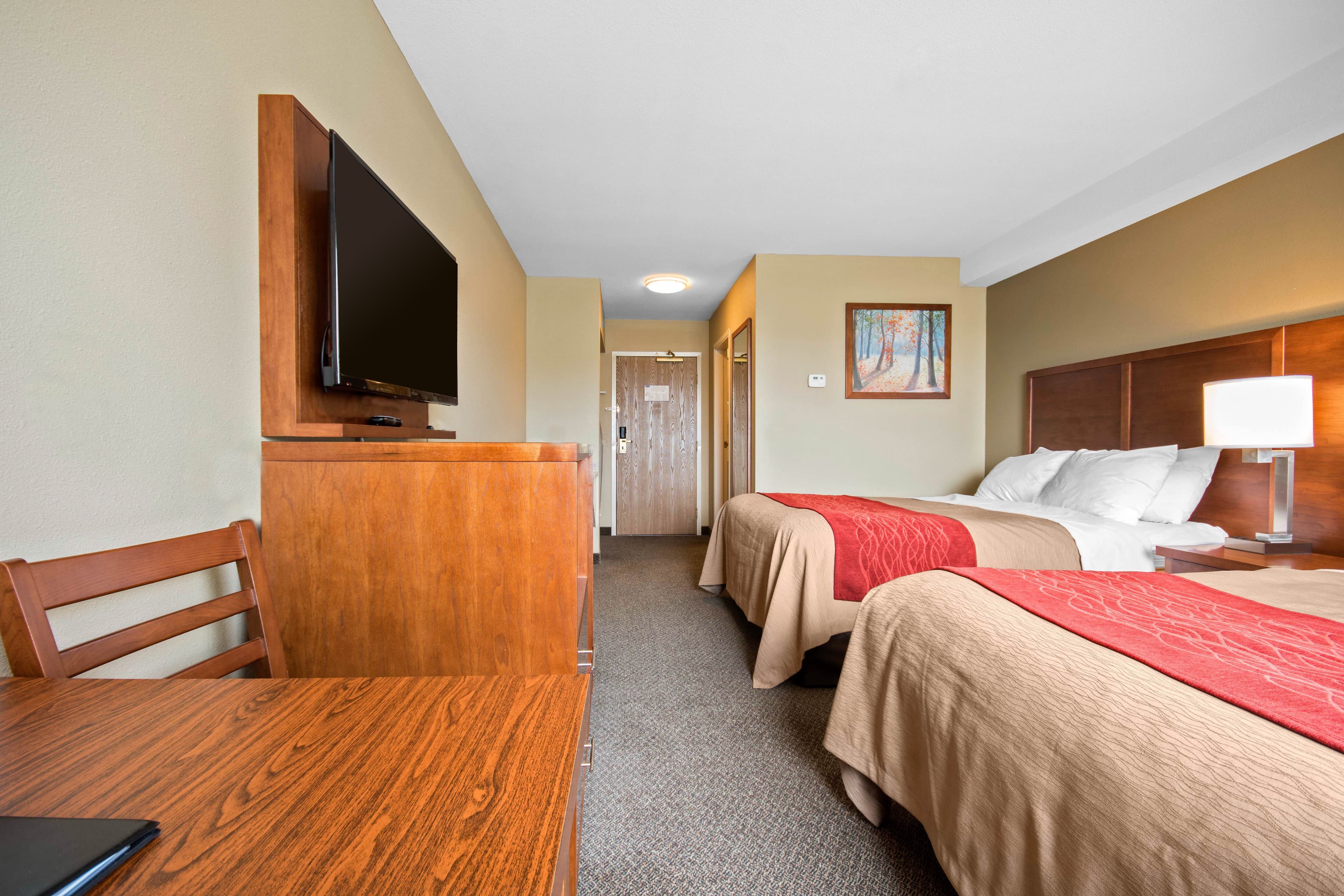 Comfort Inn & Suites — 14