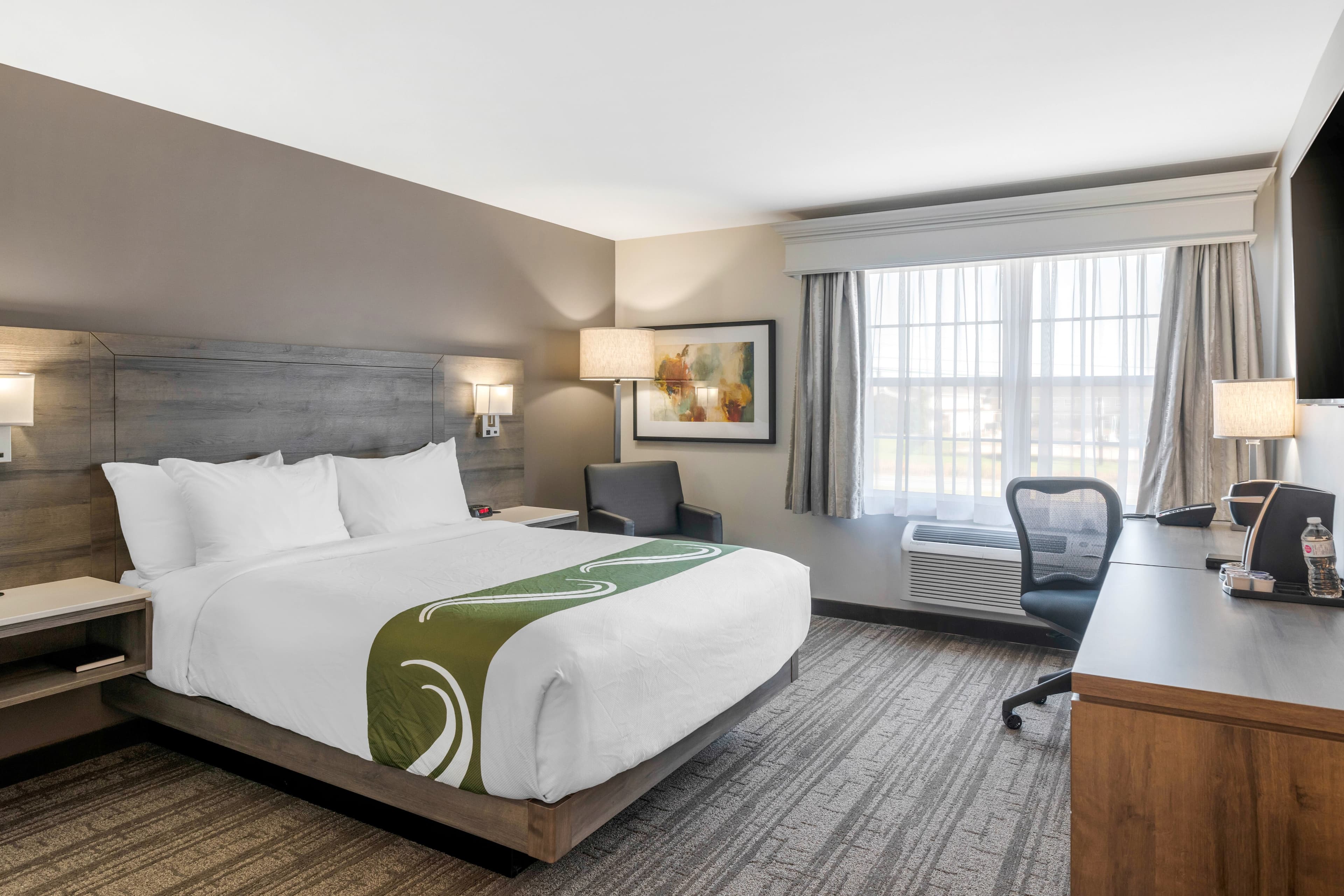 Quality Inn & Suites Amsterdam - Image 3