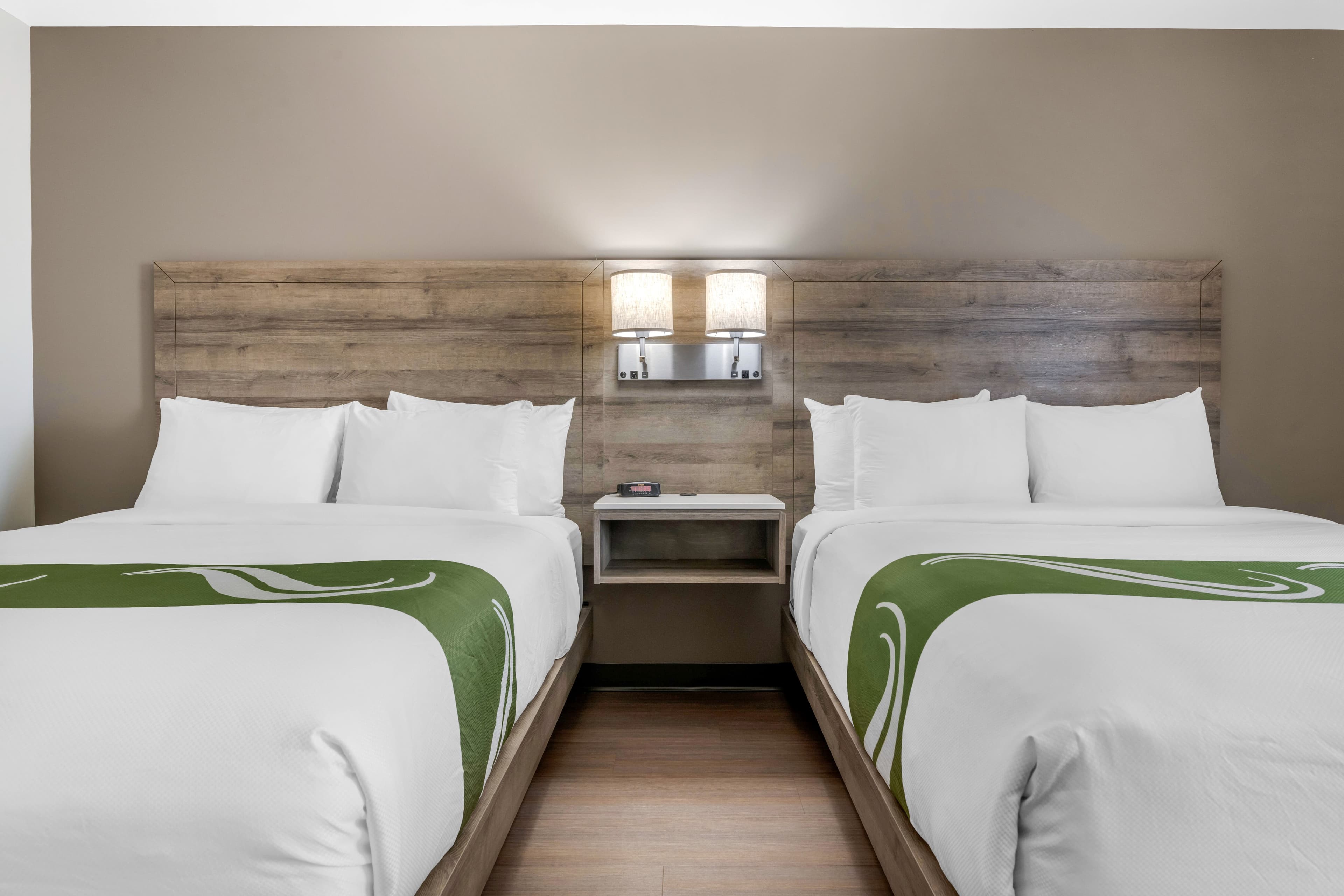 Quality Inn & Suites Amsterdam — 24