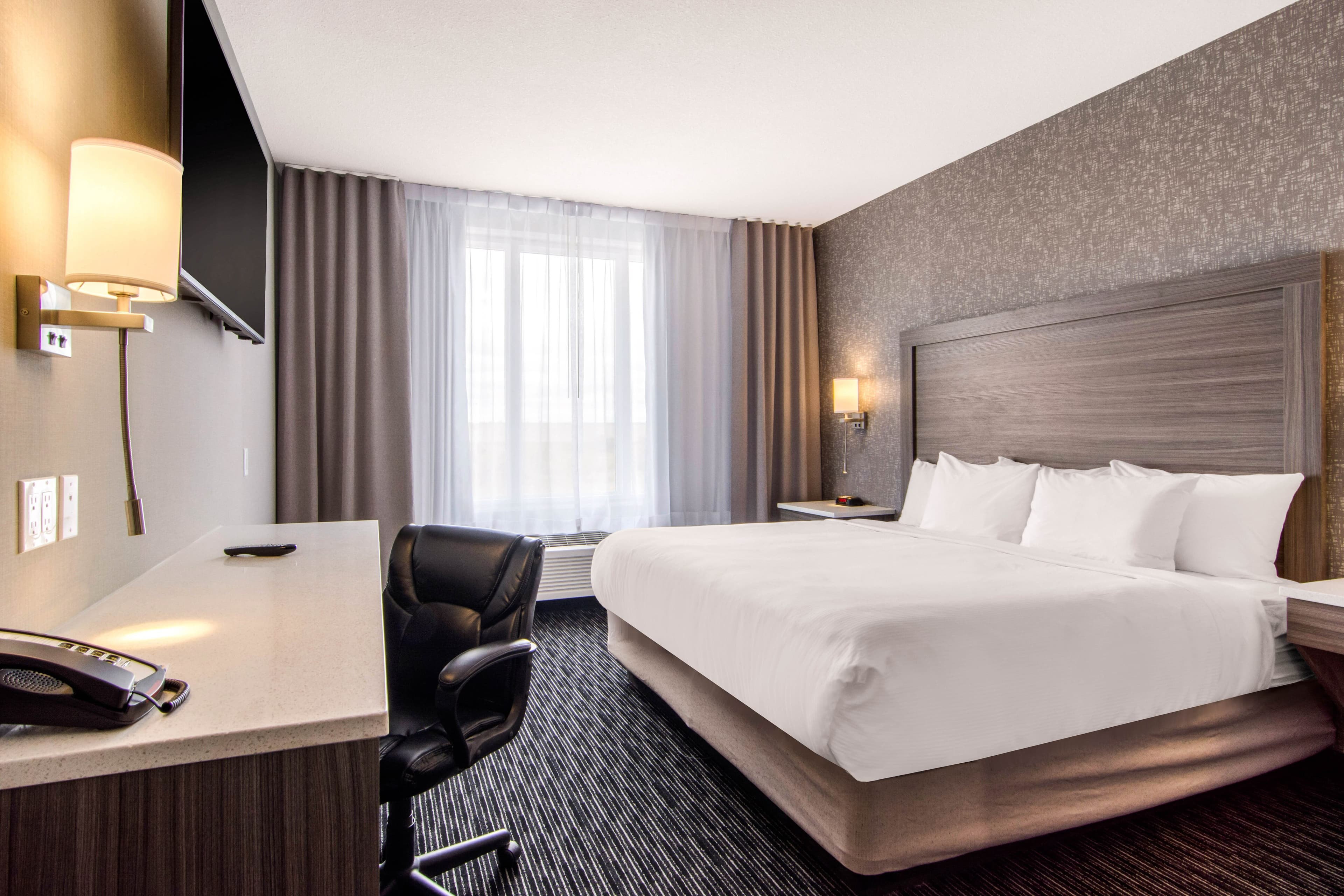 Comfort Inn & Suites — 17