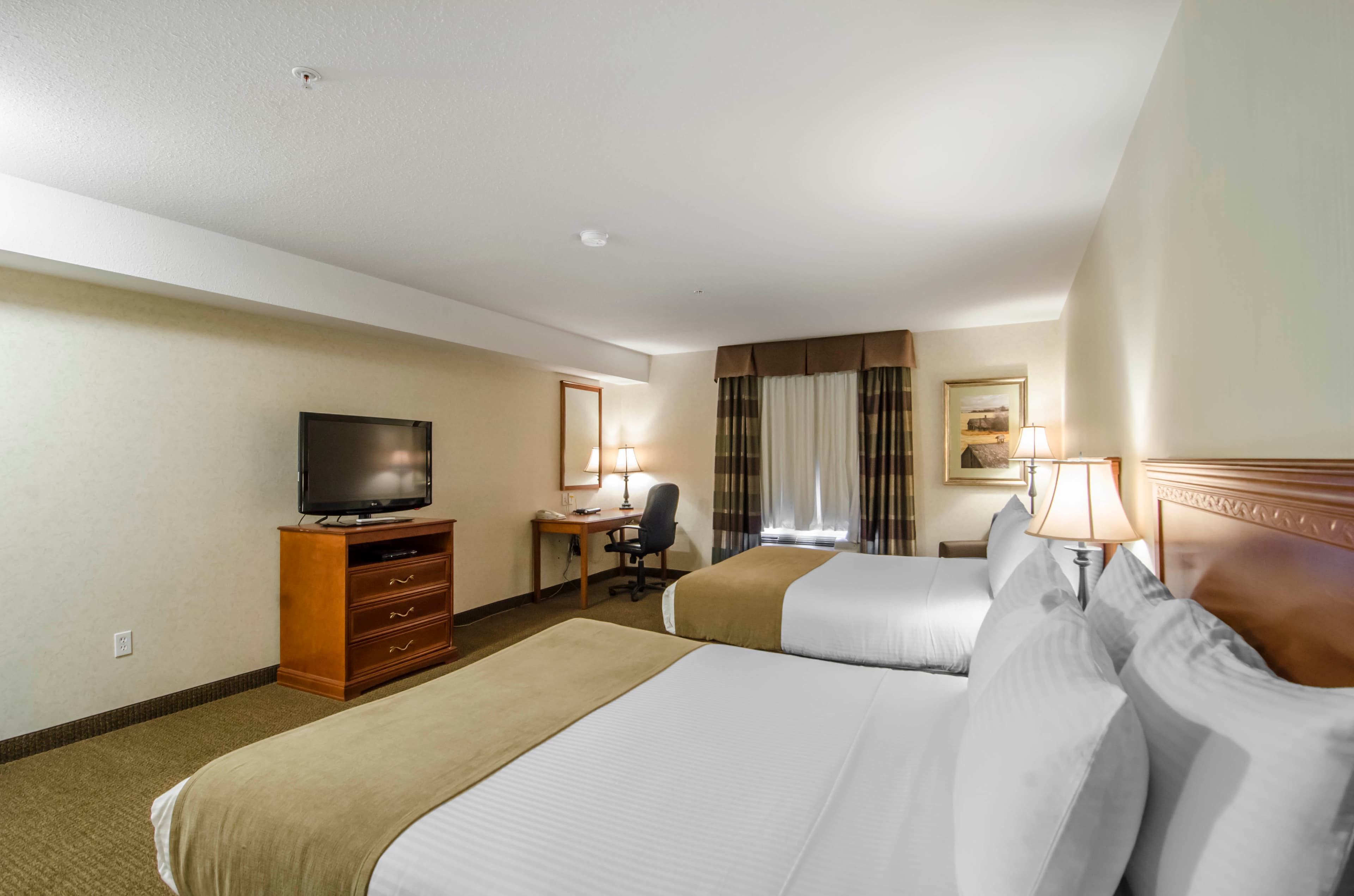 Quality Inn & Suites — 10