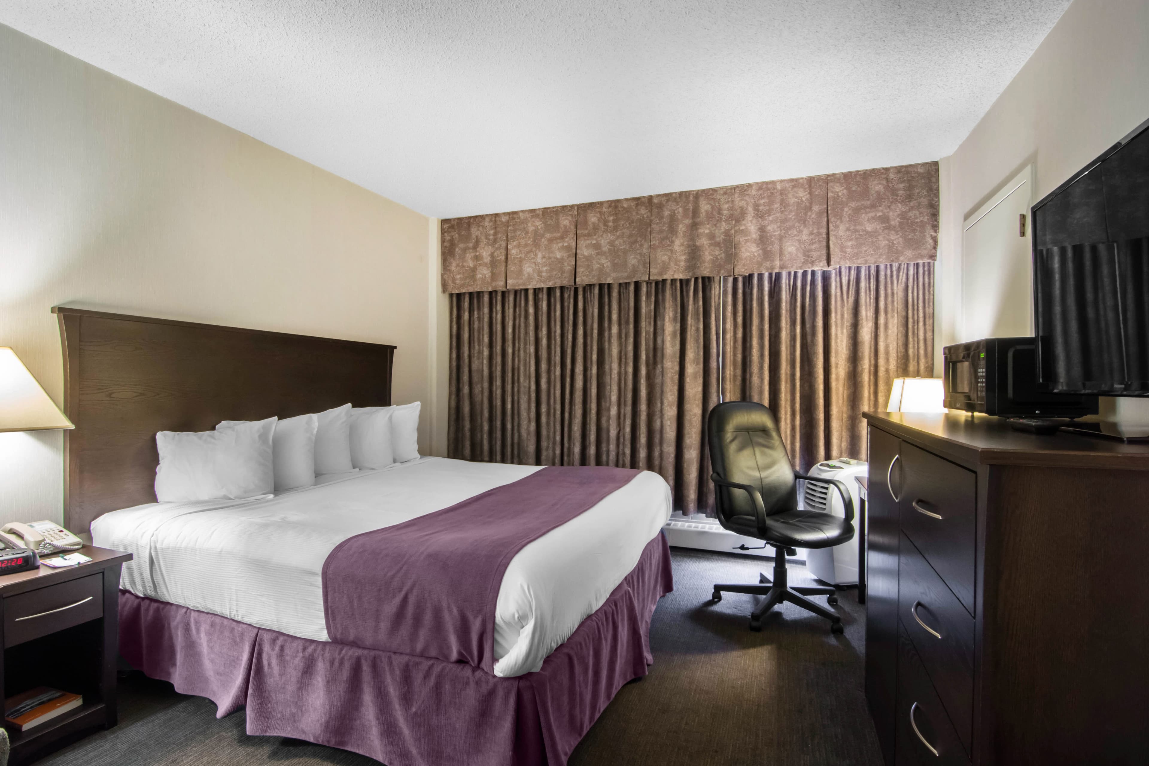 Quality Inn & Suites Yellowknife — 24