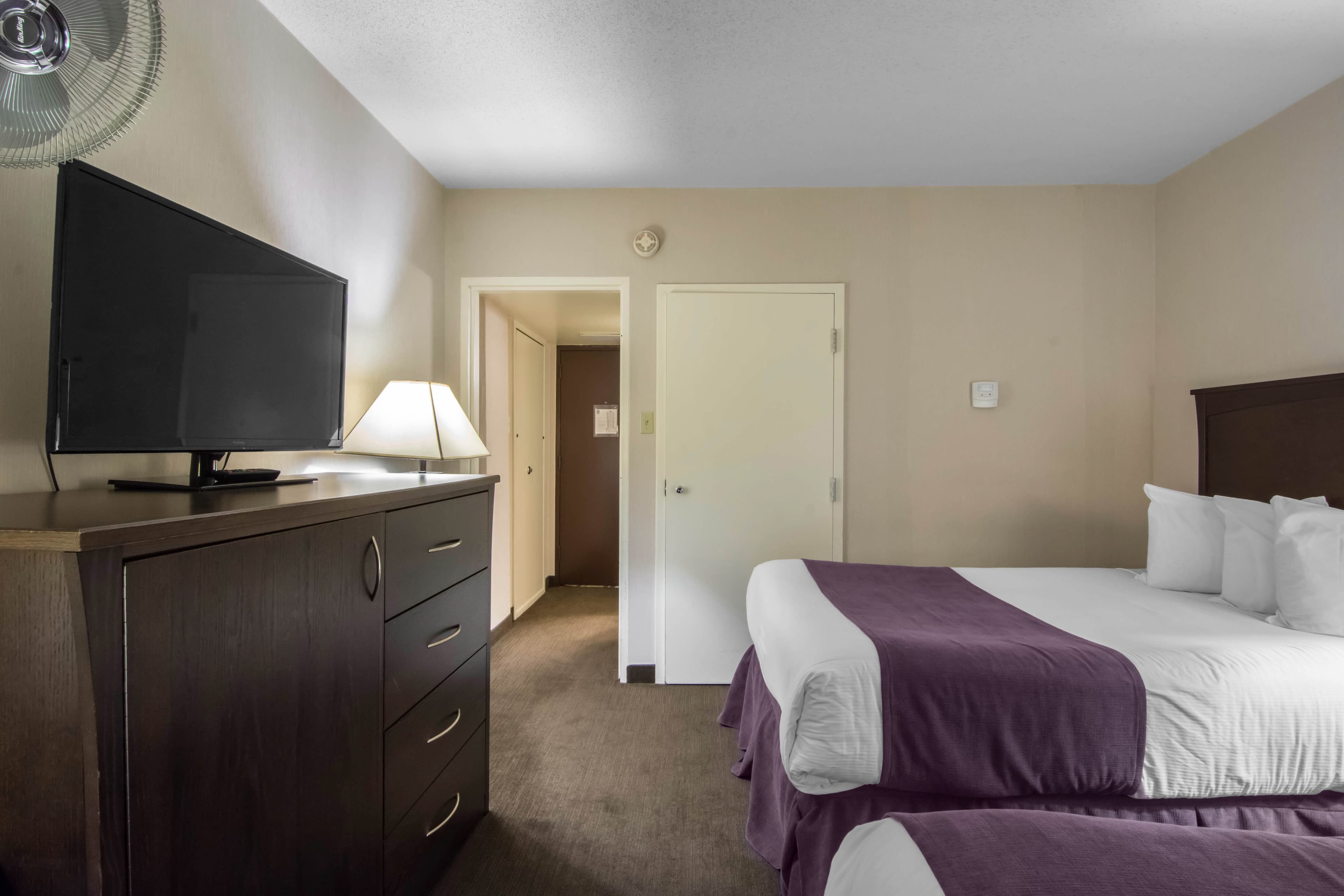 Quality Inn & Suites Yellowknife — 13