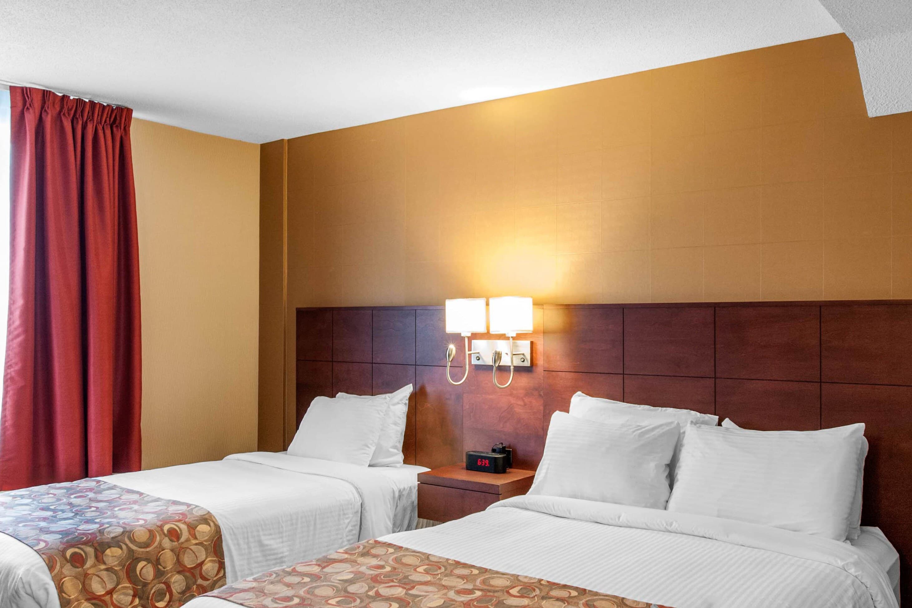 Quality Hotel & Suites — 12