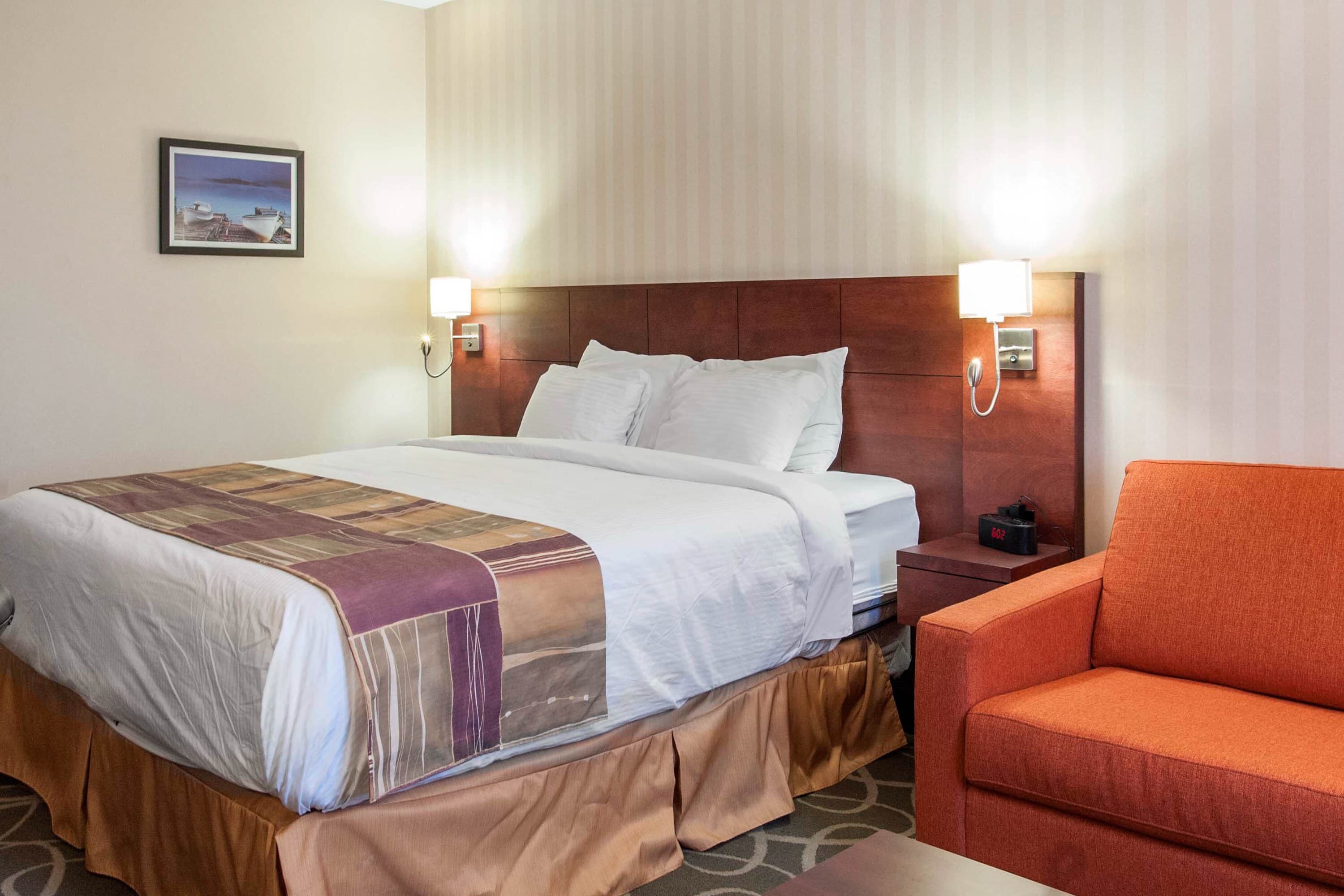Quality Hotel & Suites — 16