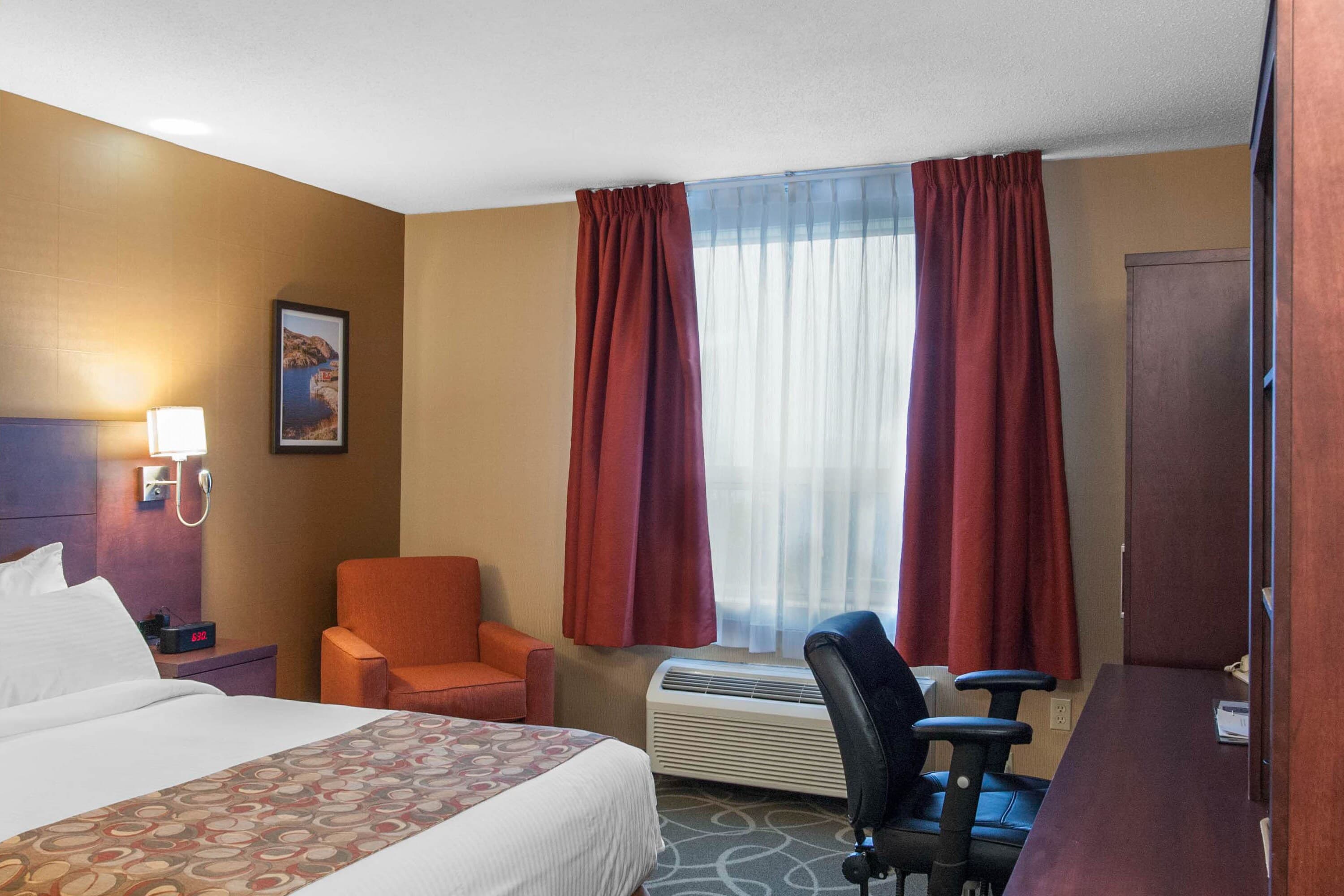 Quality Hotel & Suites — 37