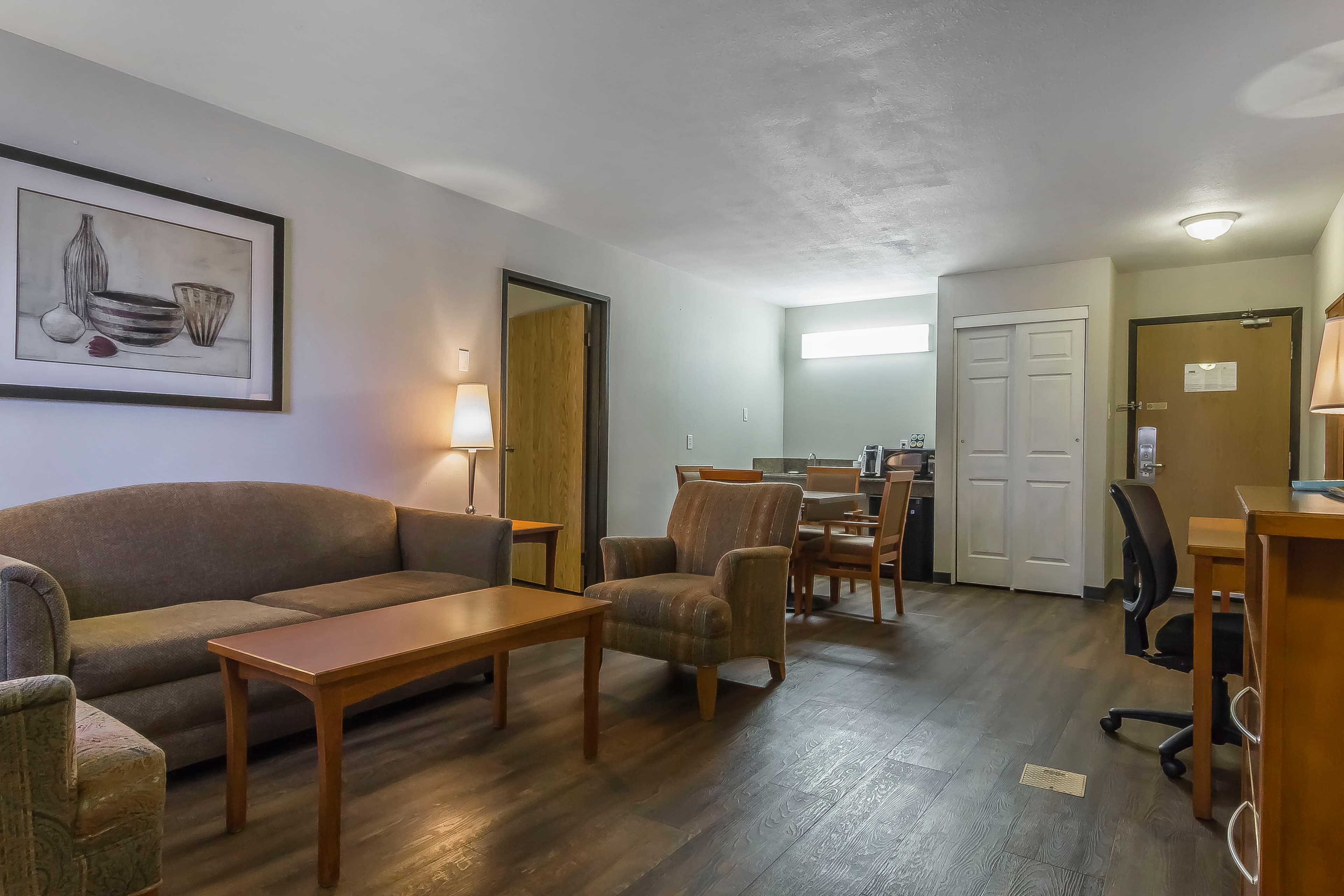 Quality Inn & Suites — 11