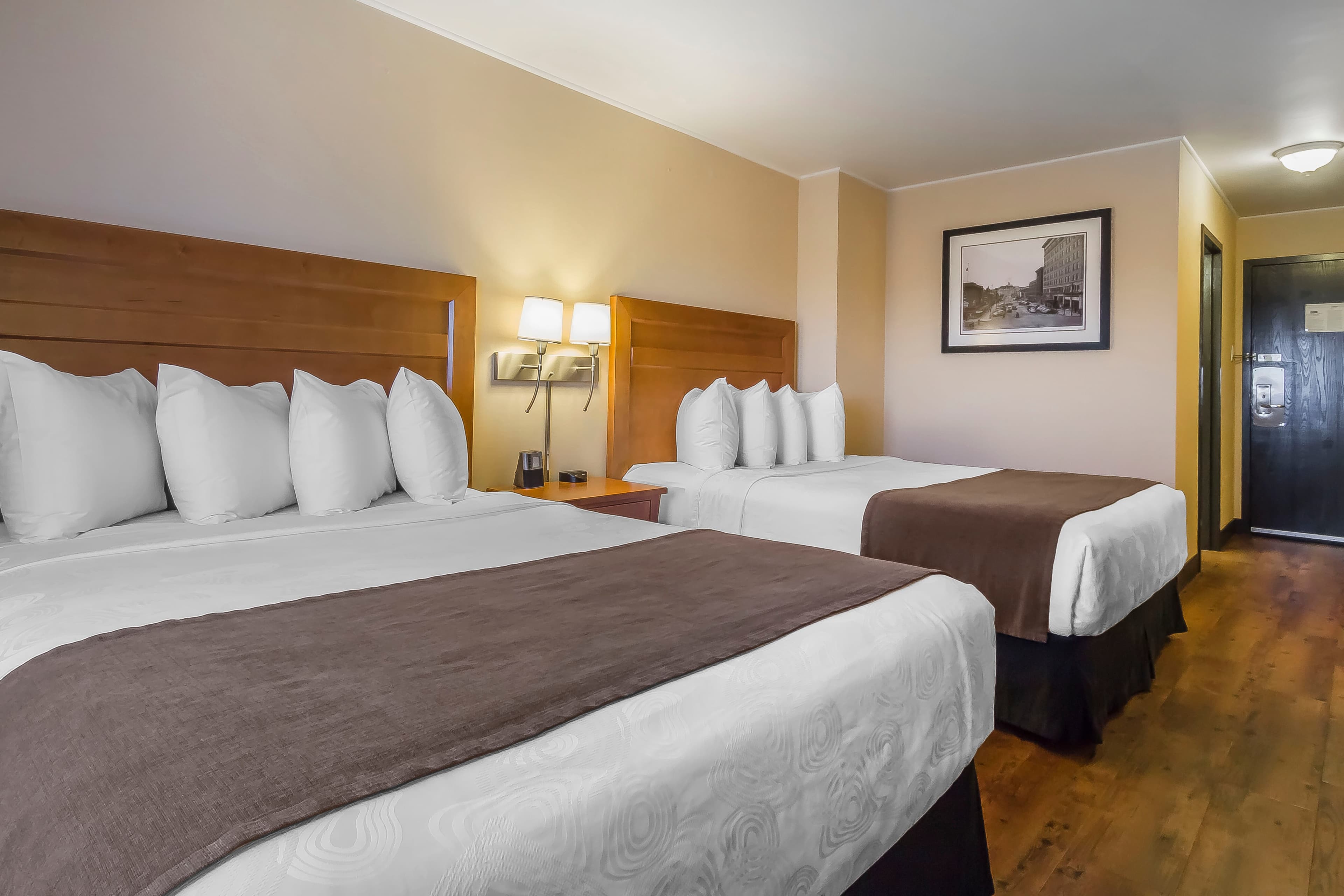 Quality Inn & Suites - Image 5