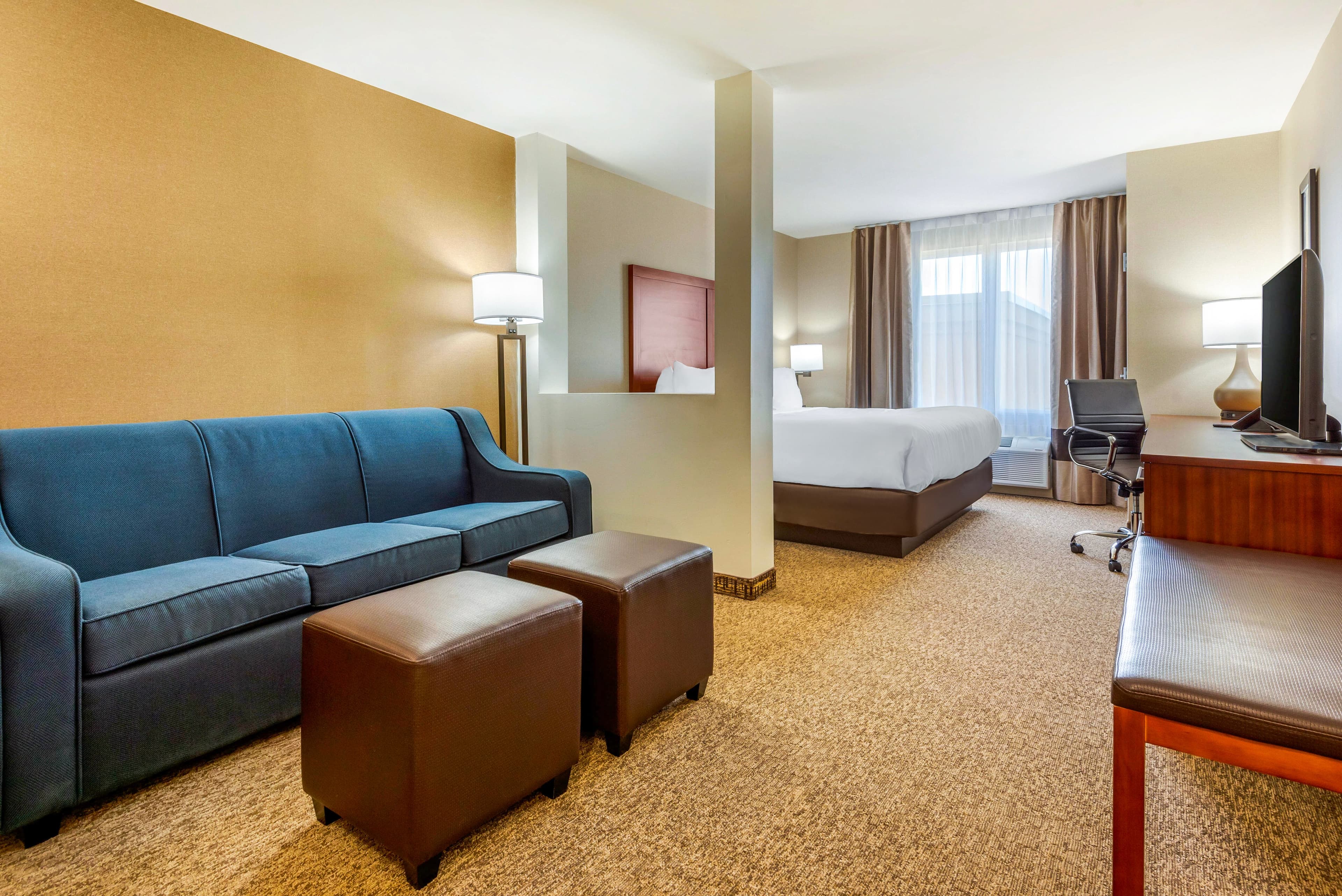 Comfort Inn & Suites — 13