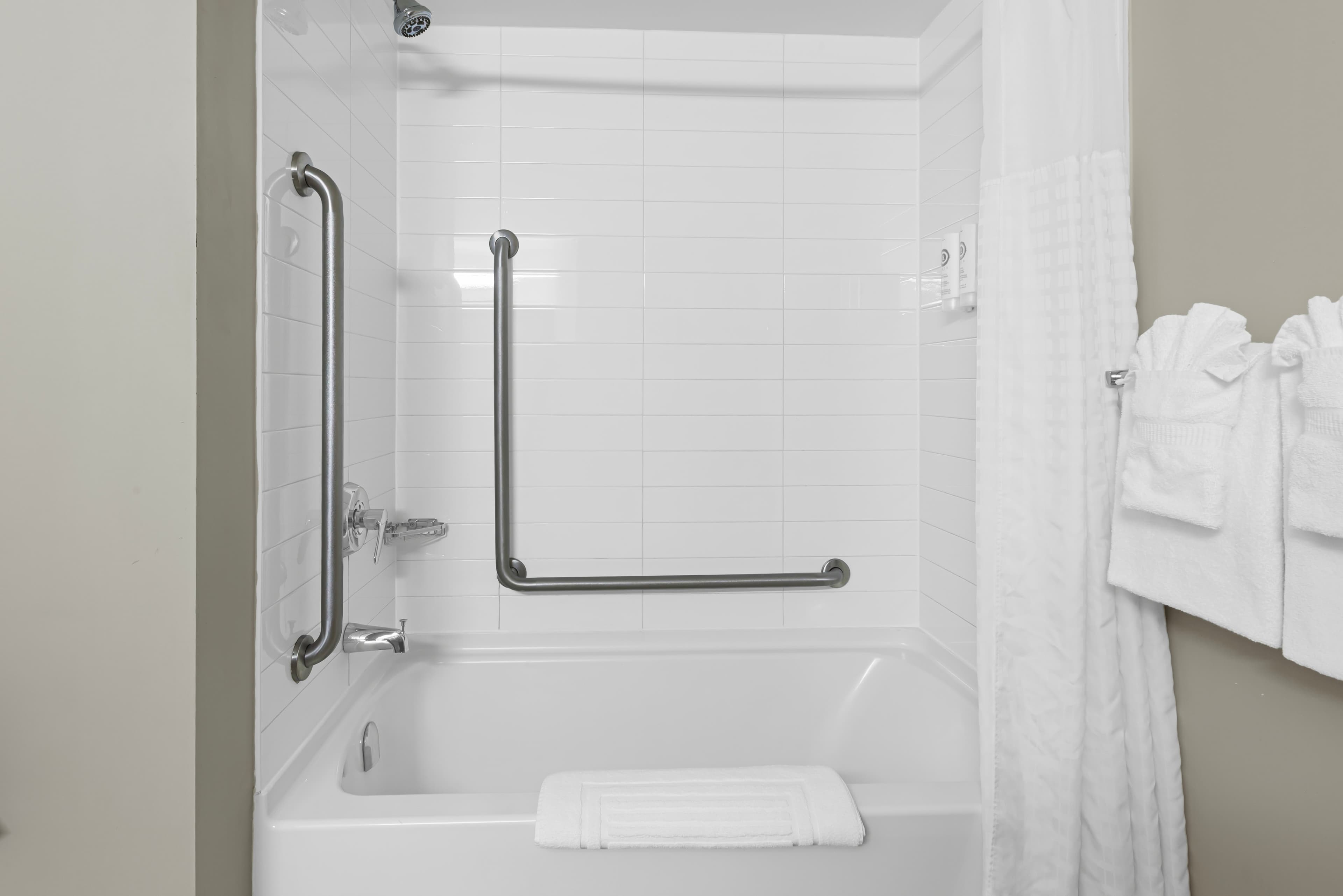 Comfort Inn & Suites — 6