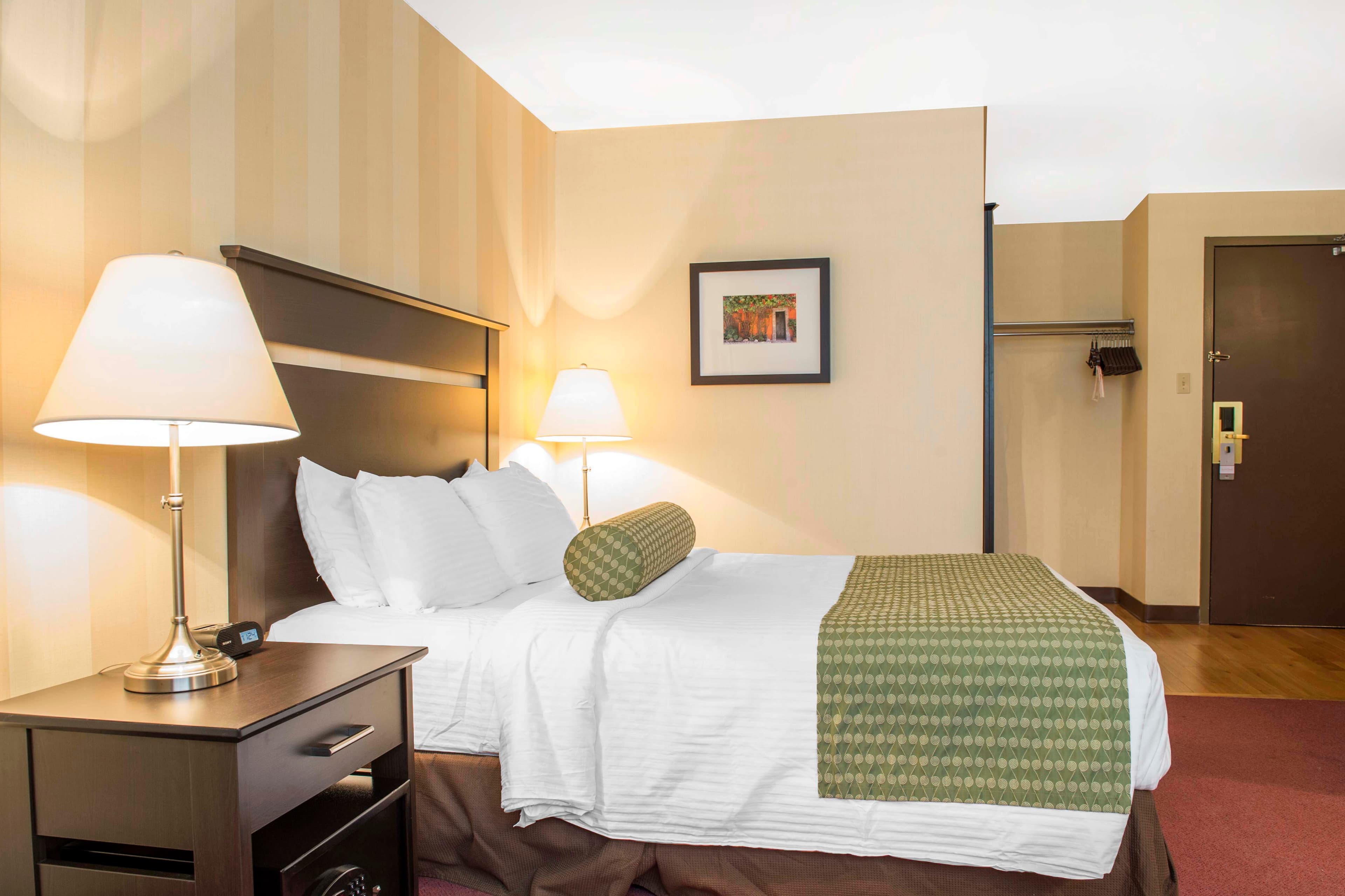 Quality Inn & Conference Centre - Image 2