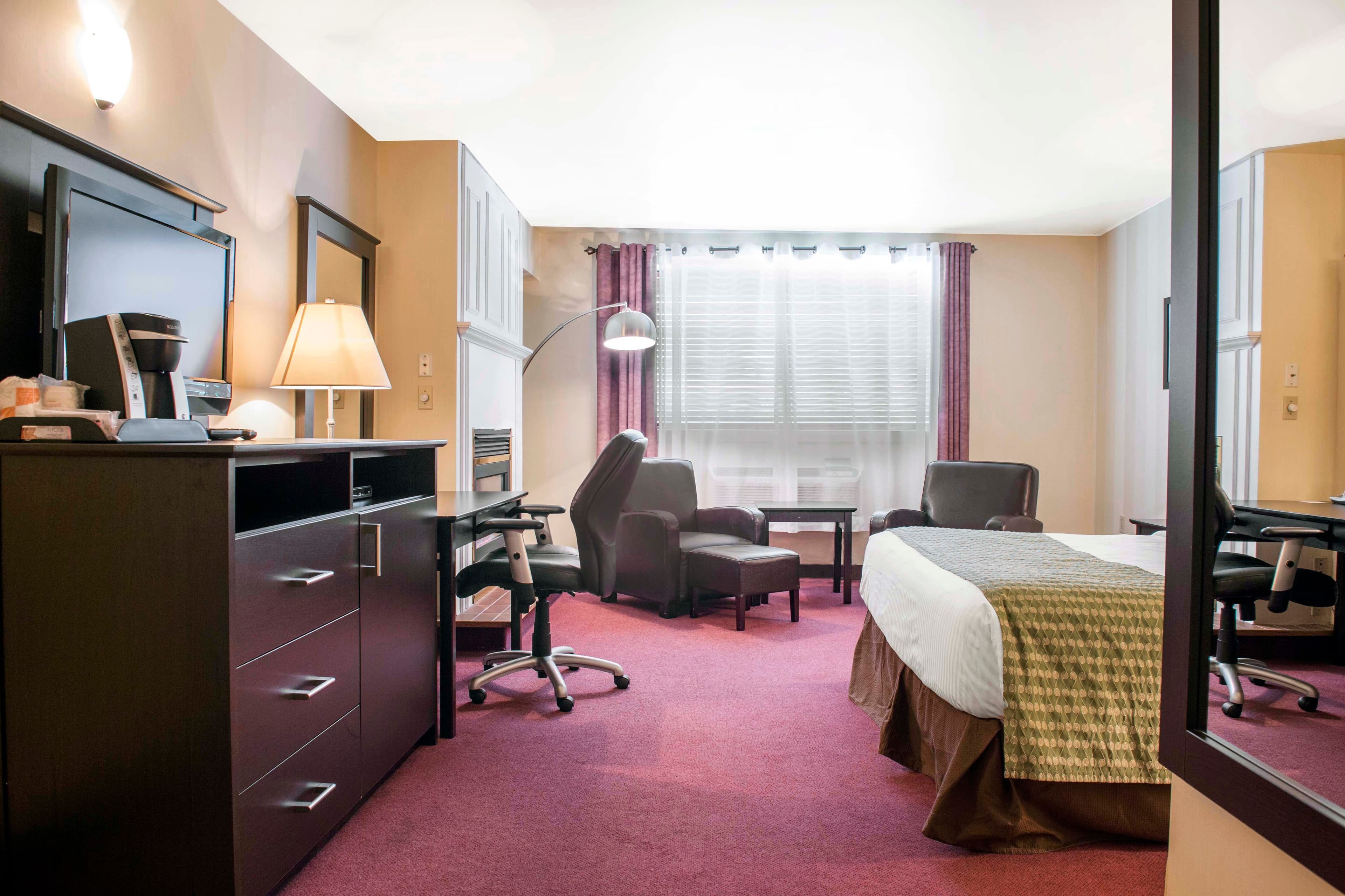 Quality Inn & Conference Centre - Image 3