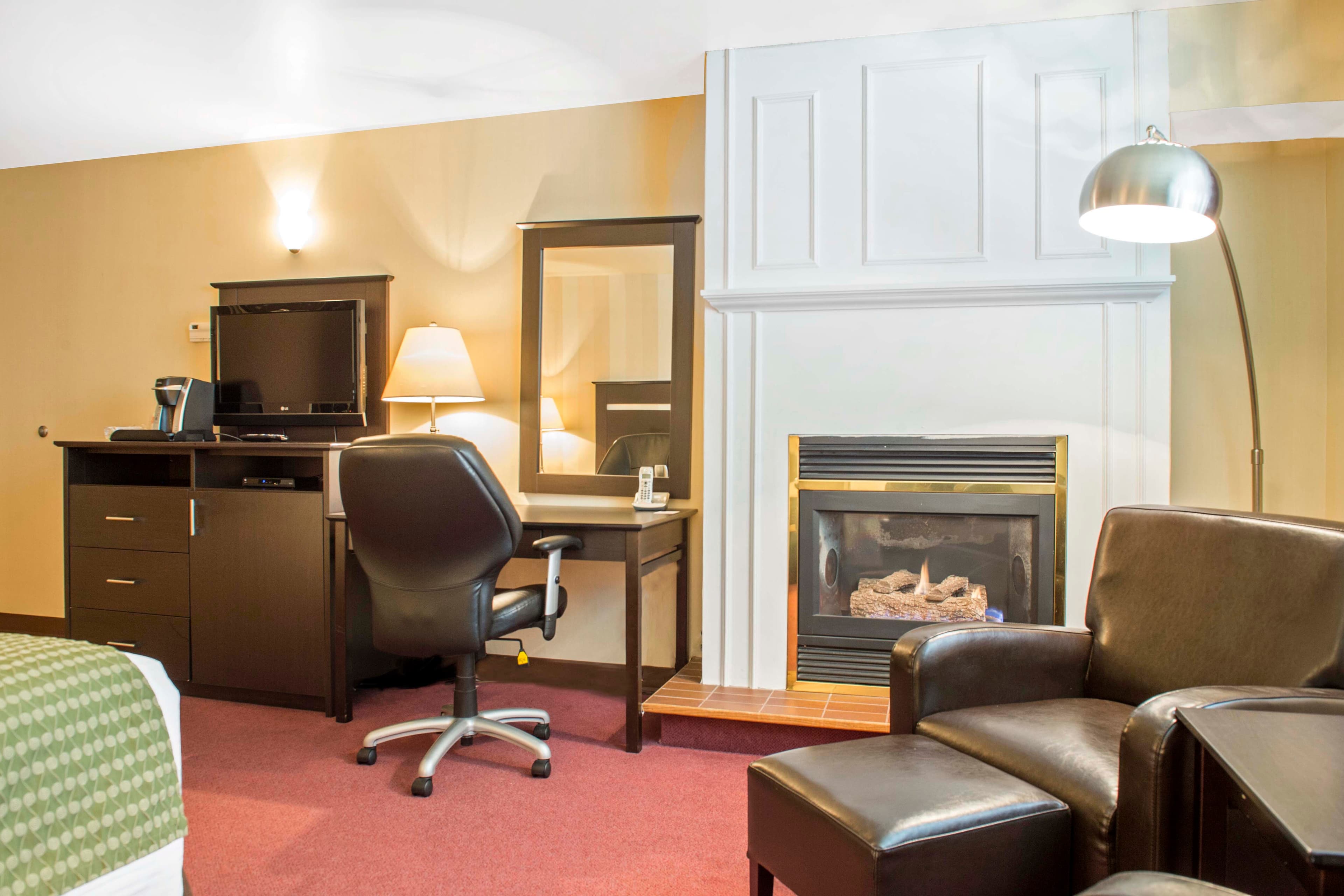 Quality Inn & Conference Centre - Image 4