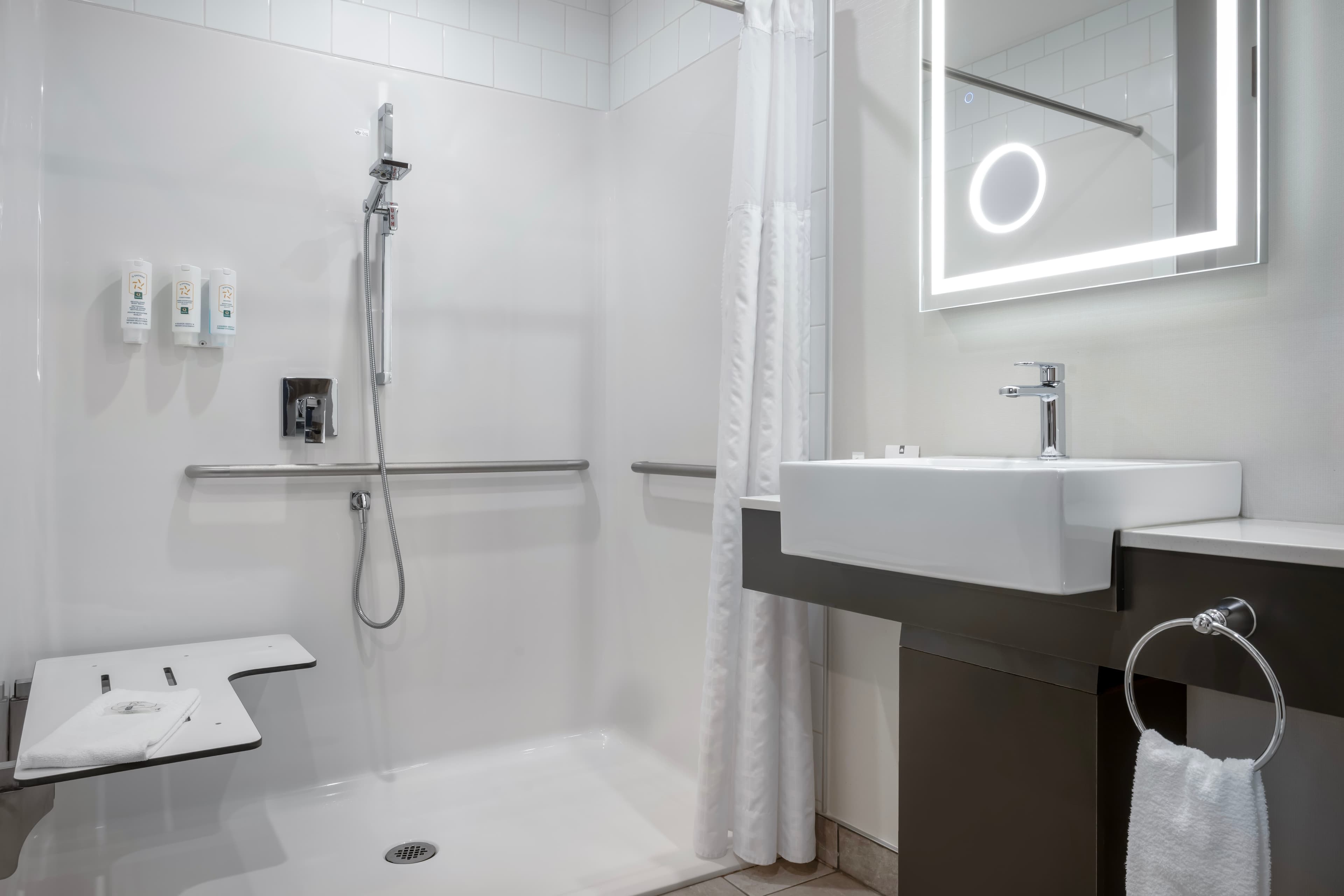 Quality Hotel & Conference Centre — 4