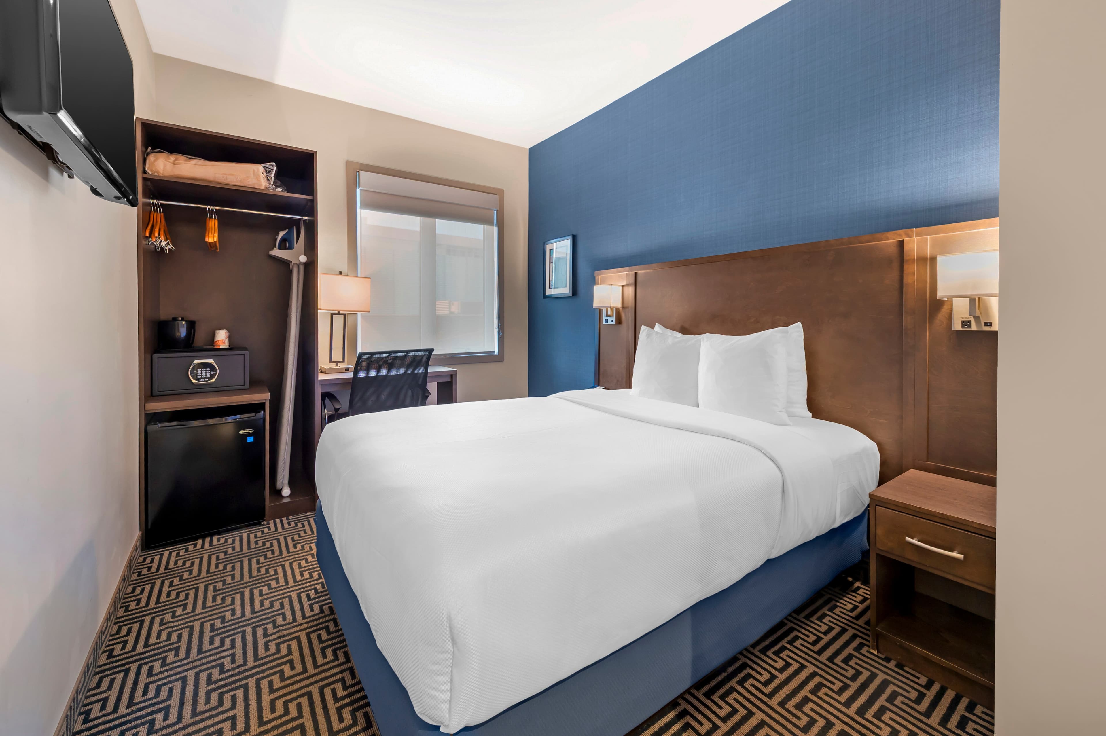 Quality Inn Centre-Ville - Image 2