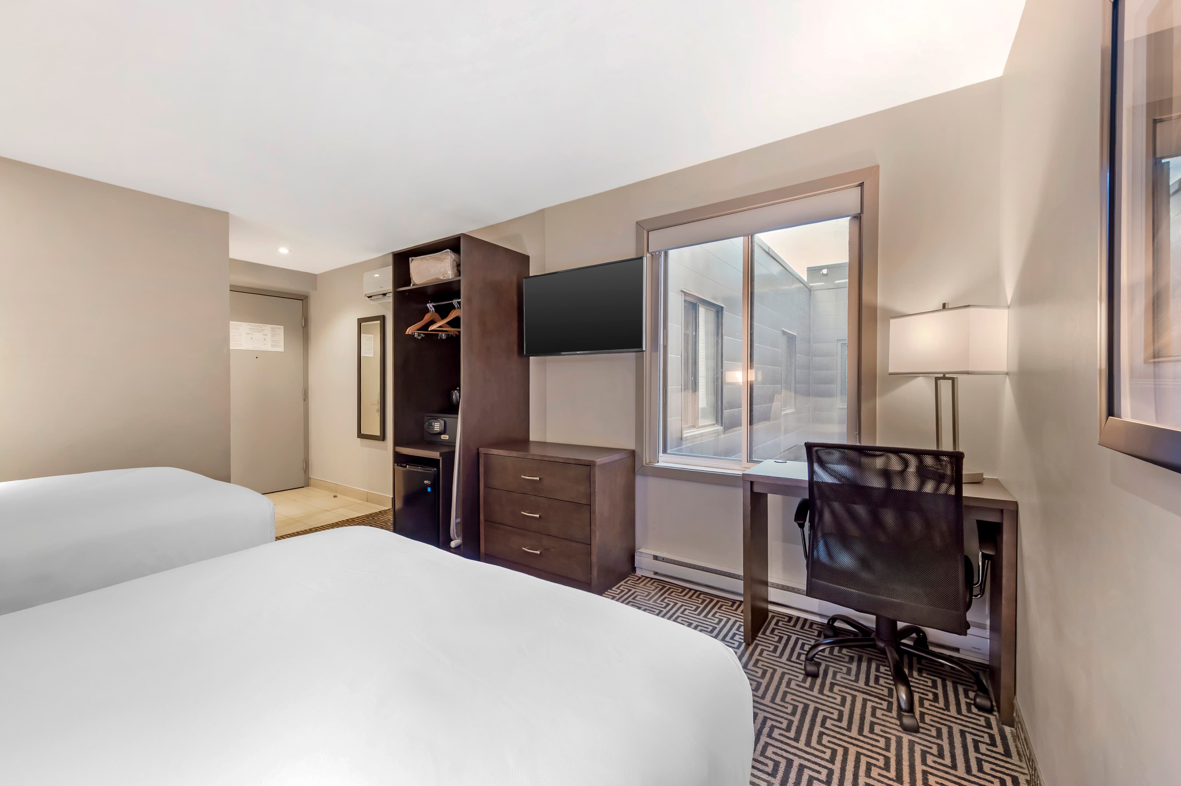 Quality Inn Centre-Ville — 7