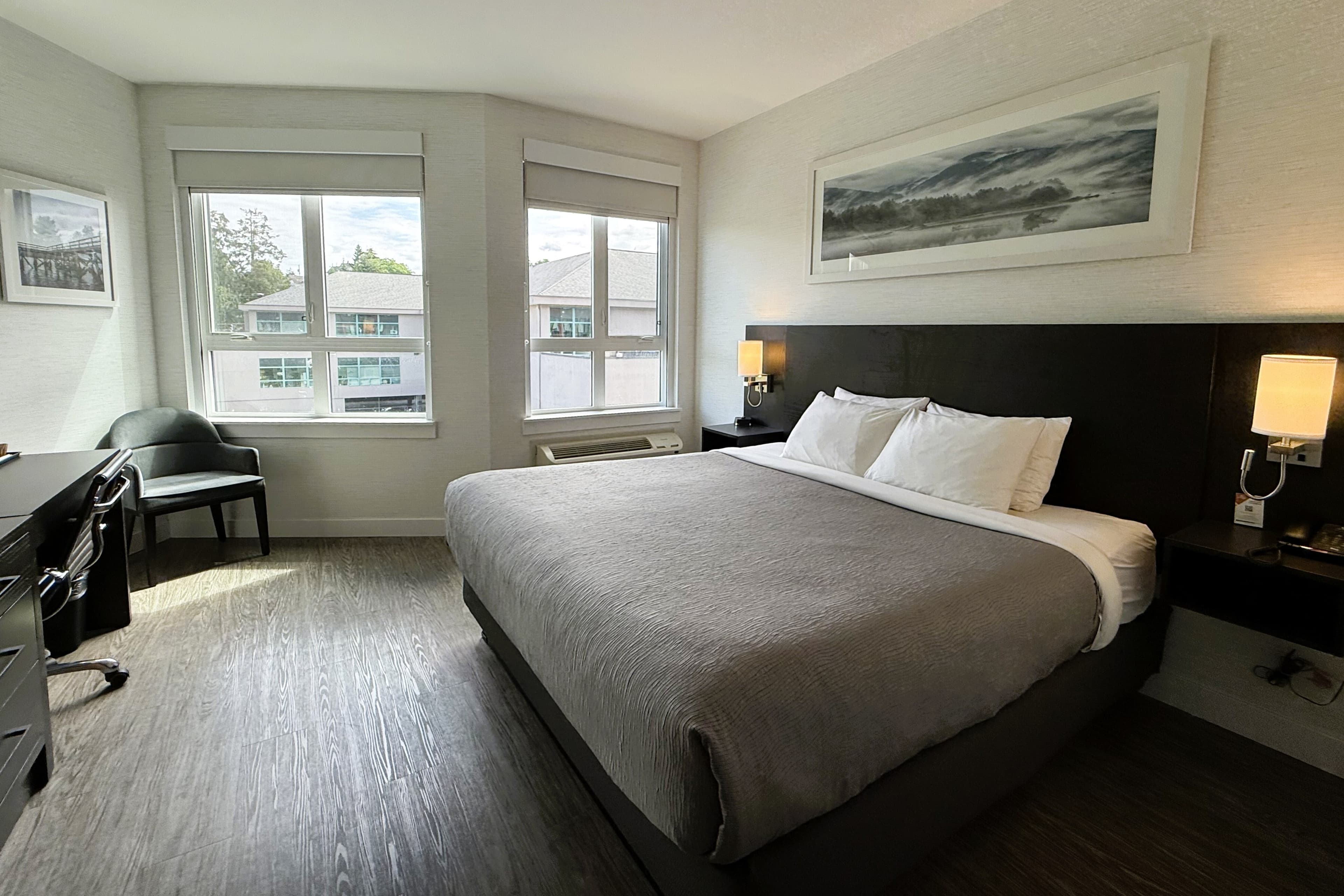 Quality Inn - Image 2