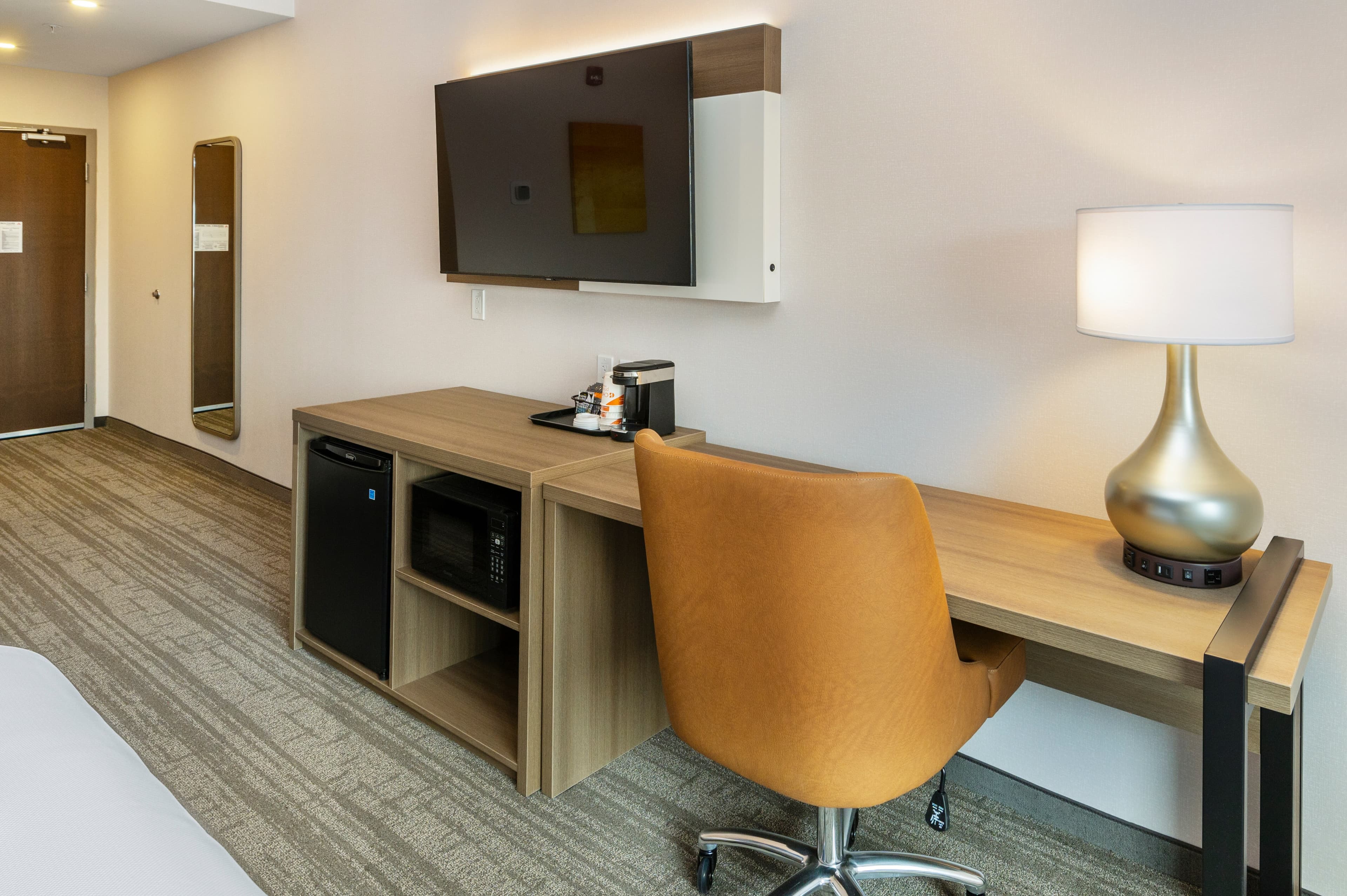 Comfort Inn & Suites — 10