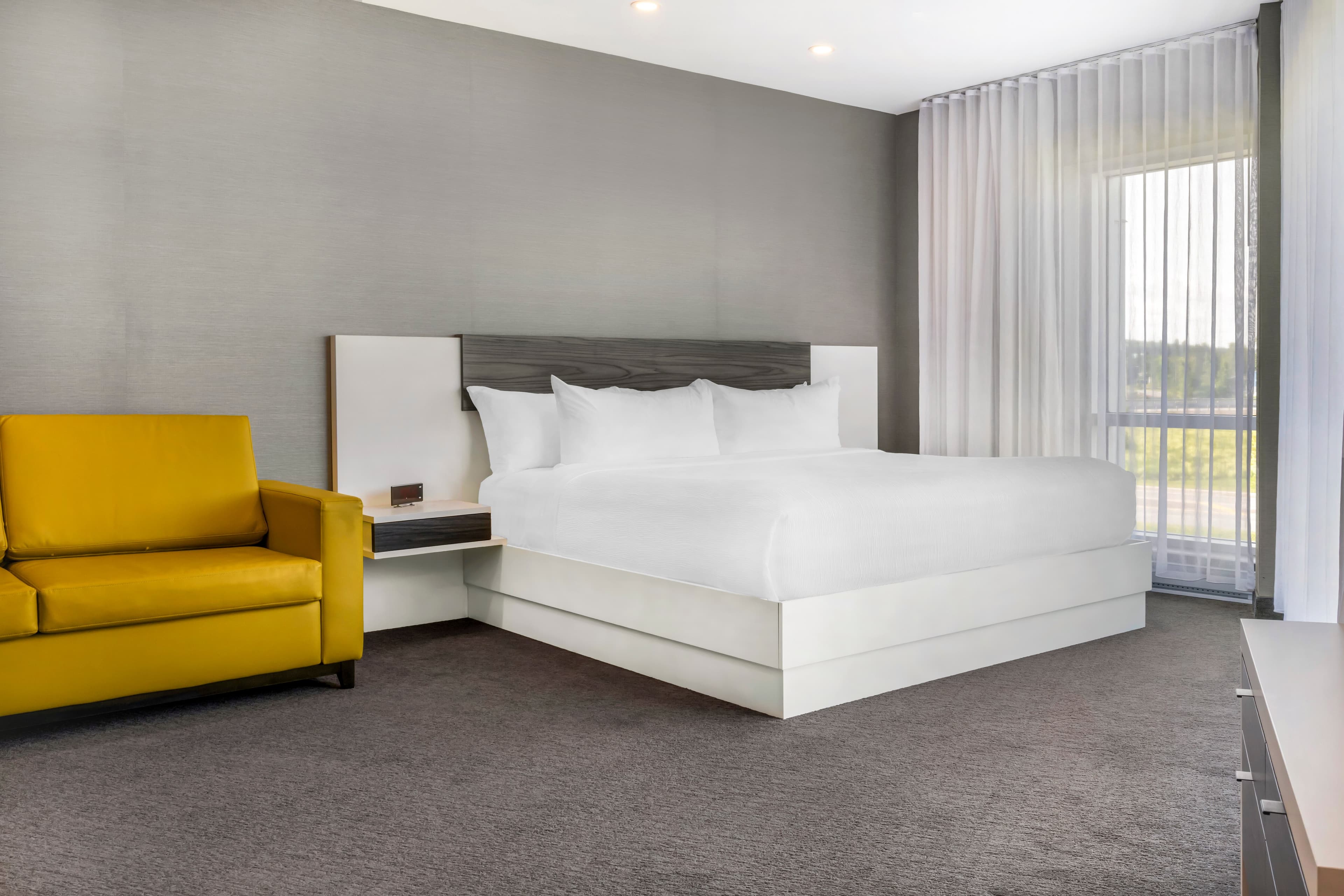 Quality Inn & Suites - Image 3