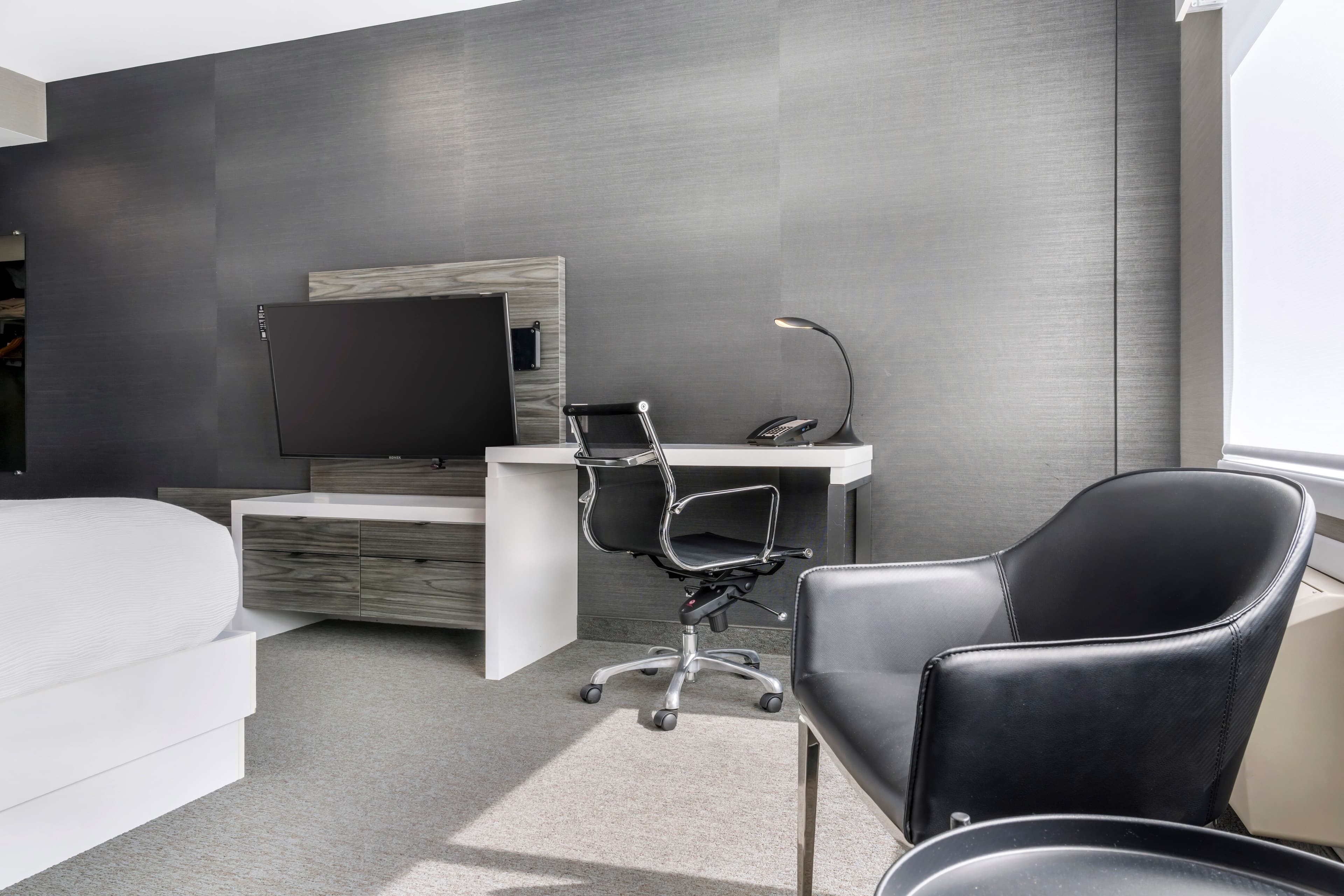 Quality Inn & Suites — 11