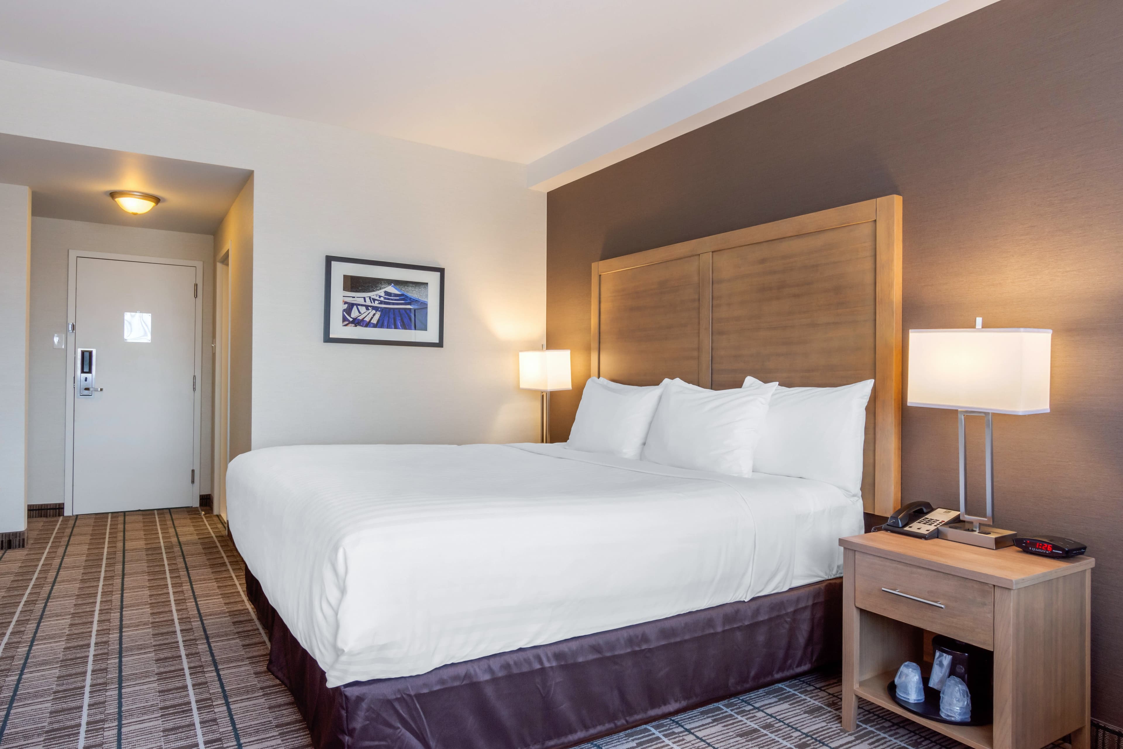 Quality Hotel — 6
